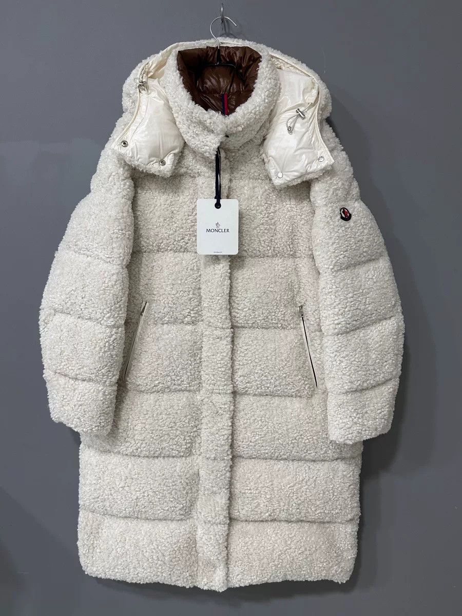 Moncler moncler white shearling down jacket Size M / US 6-8 / IT 42-44 - 1 Thumbnail