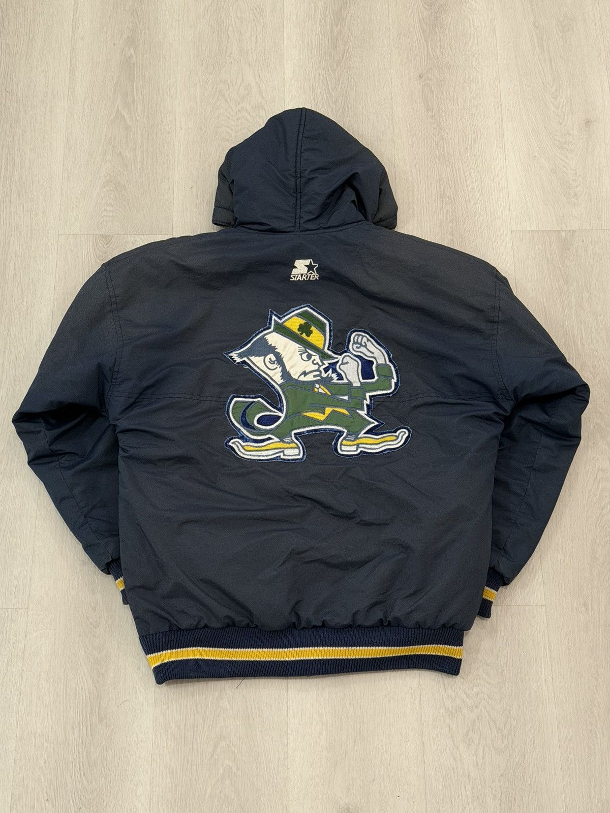 Starter Vintage 90s Notre Dame Fighting Irish Starter Puffer Jacket Size US M / EU 48-50 / 2 - 1 Thumbnail