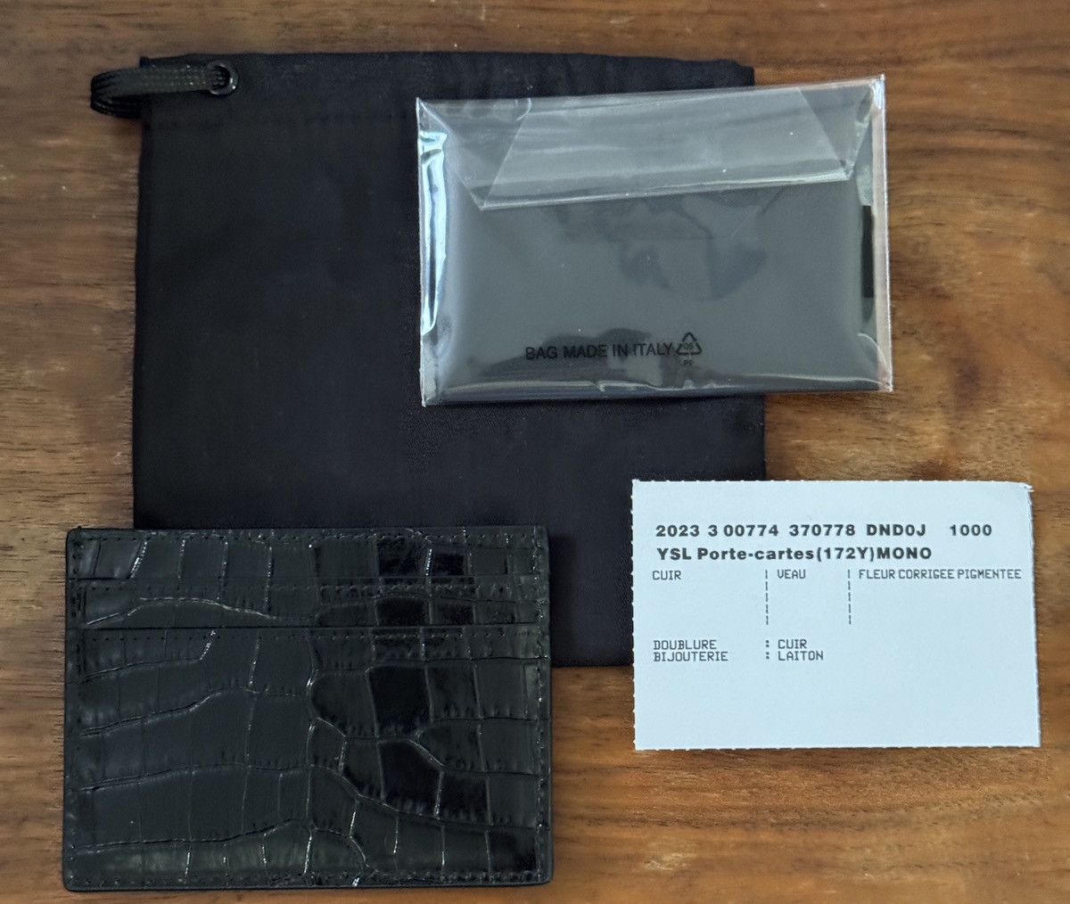 Yves Saint Laurent BRAND NEW Yves Saint Laurent Card Holder Croc Embossed Black Size ONE SIZE - 2 Thumbnail