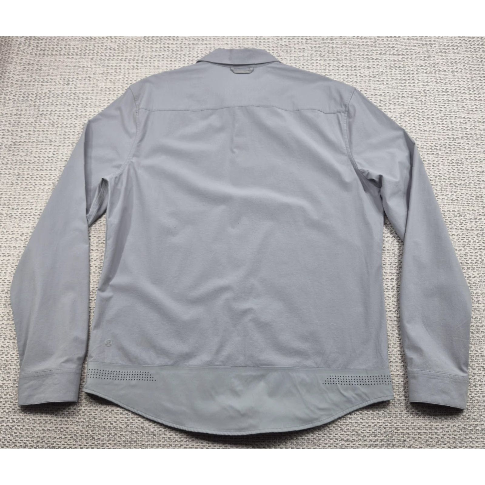 Lululemon Lululemon Button Up Shirt Mens Large Gray Solid Long Sleeve Casual Tech Shirt Size US L / EU 52-54 / 3 - 6 Thumbnail