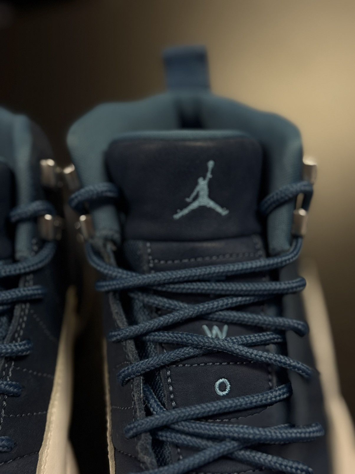 Jordan Brand × Nike Jordan 12 Blue Indigo Size 6Y/7.5W Pre Owned Size US 6 / EU 39 - 11 Thumbnail