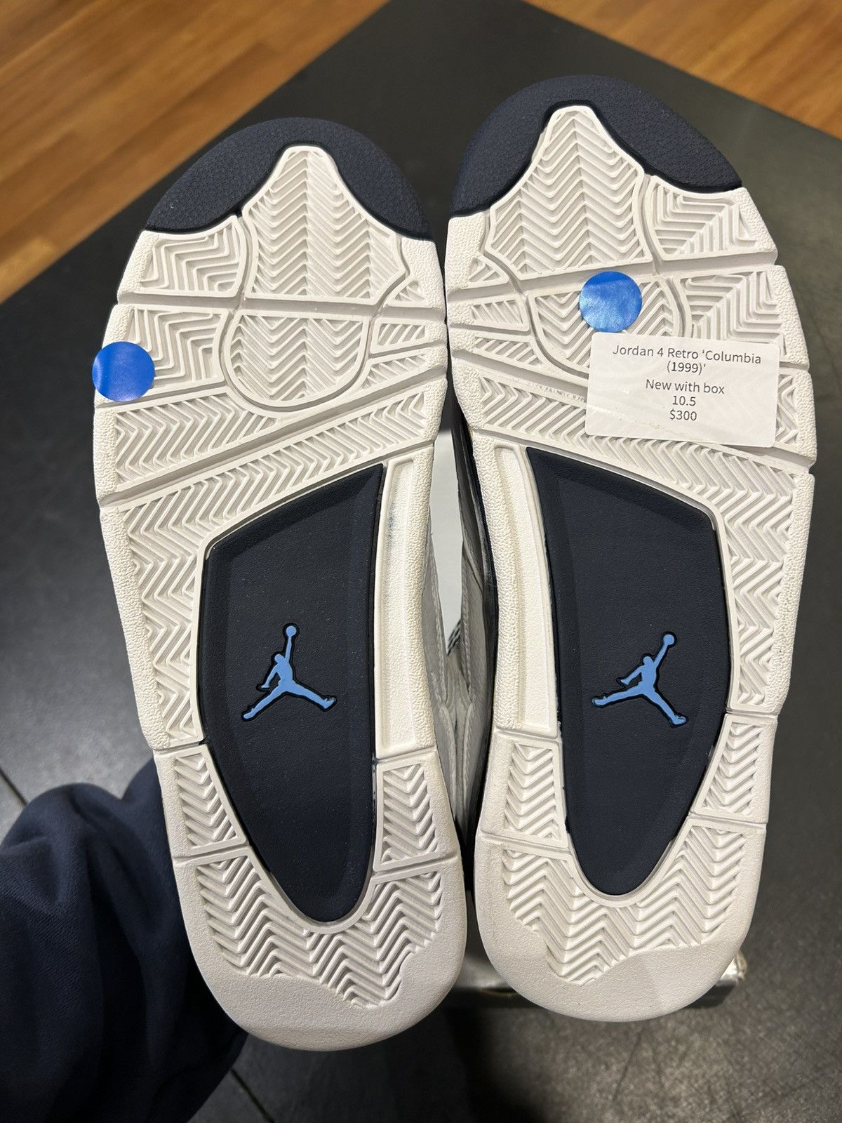 Jordan Brand Jordan 4 Retro ‘Columbia’ 1999 Size US 10.5 / EU 43-44 - 5 Thumbnail