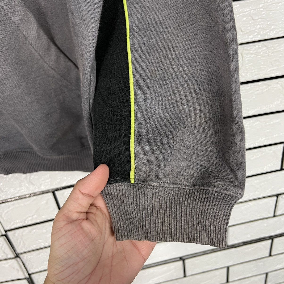 Billabong BILLABONG Embroidered Small Logo Zipper Hoodies #4208-C192 Size US M / EU 48-50 / 2 - 8 Thumbnail