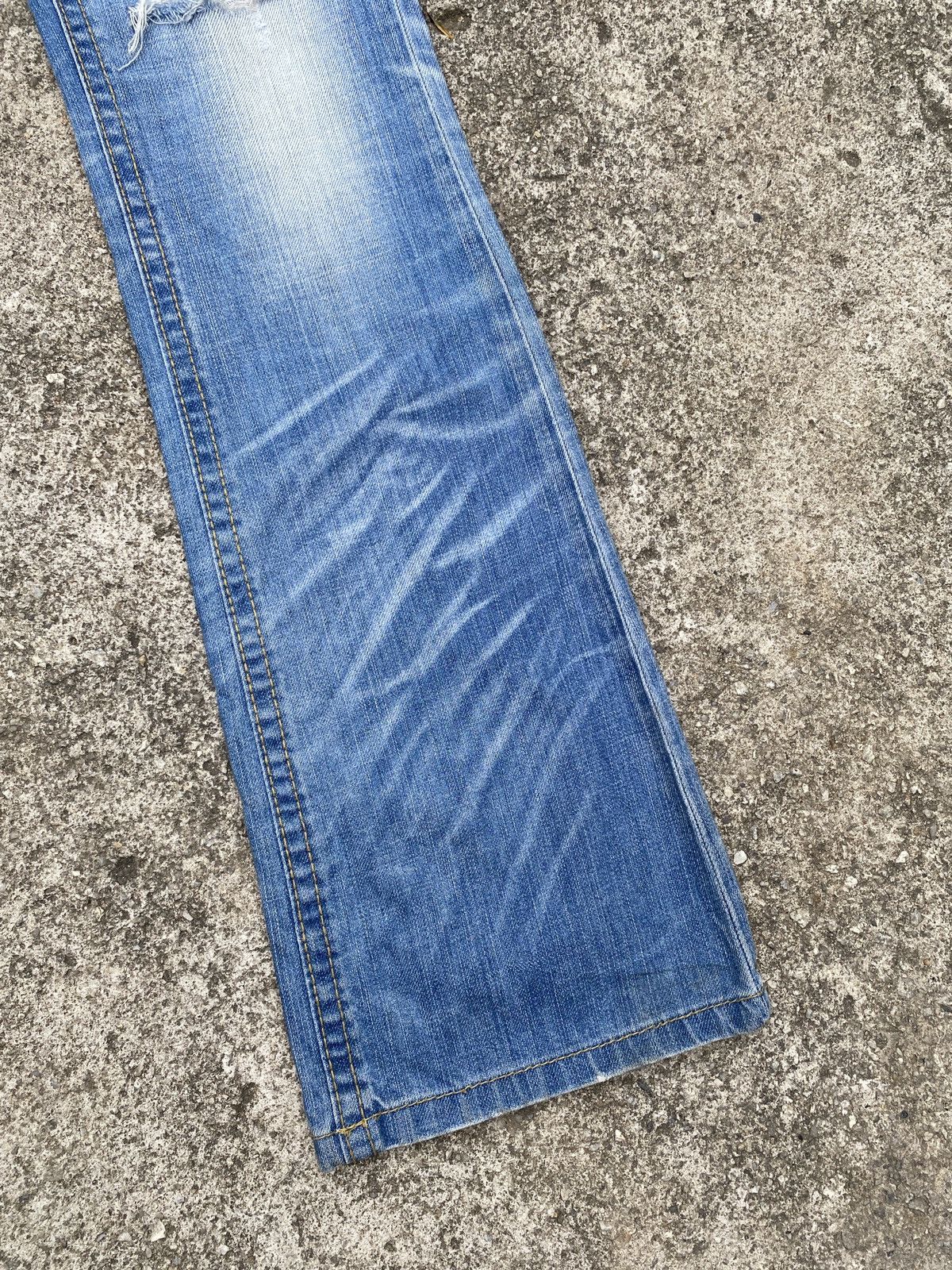 If Six Was Nine × Japanese Brand × Tornado Mart 1990s - Lolita Jeans Japan Claws Mark Washed Flare Denim Size US 29 - 6 Thumbnail
