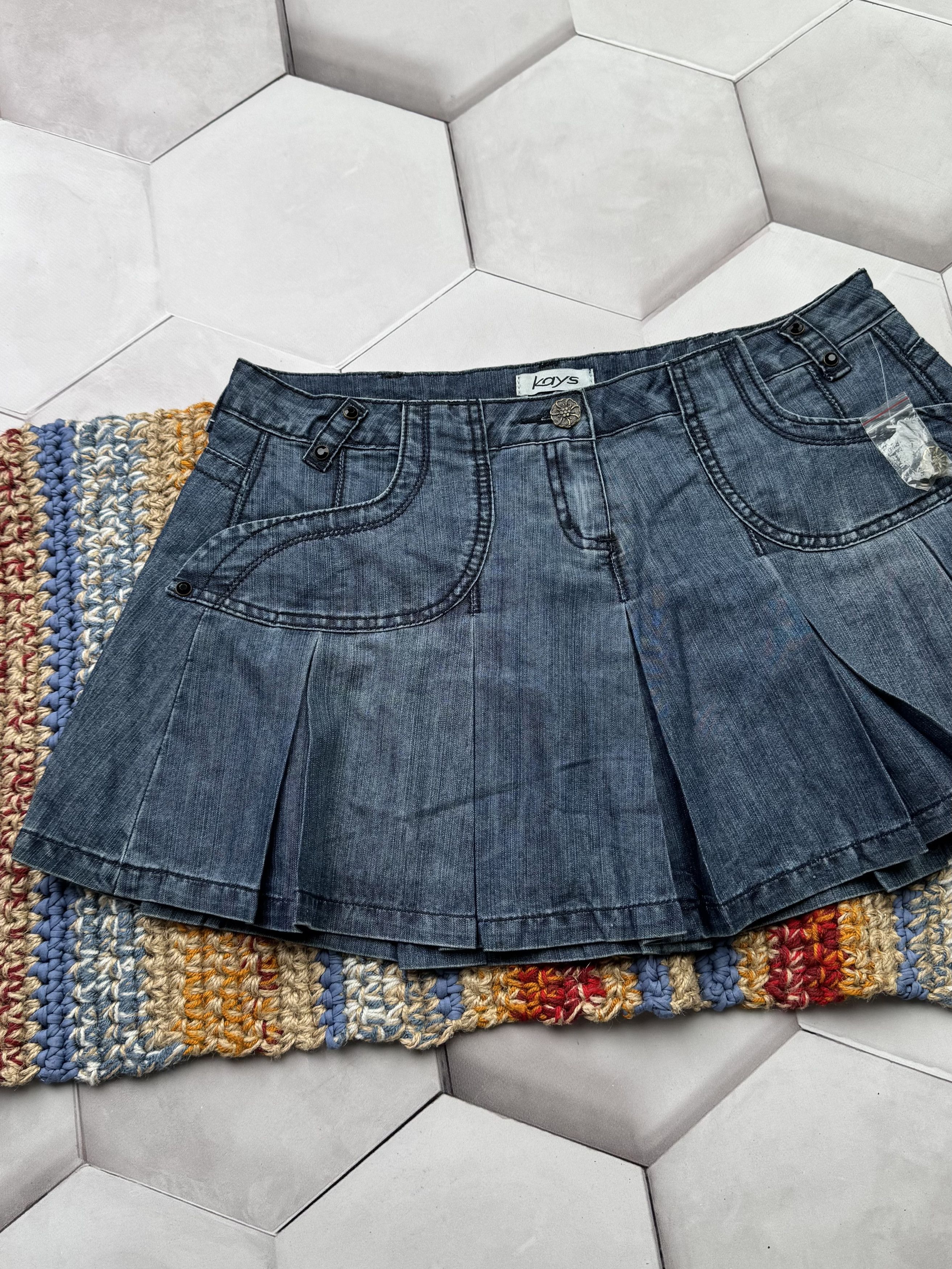 Vintage Vintage Flare Mini Skirt Size 32" / US 10 / IT 46 - 2 Thumbnail