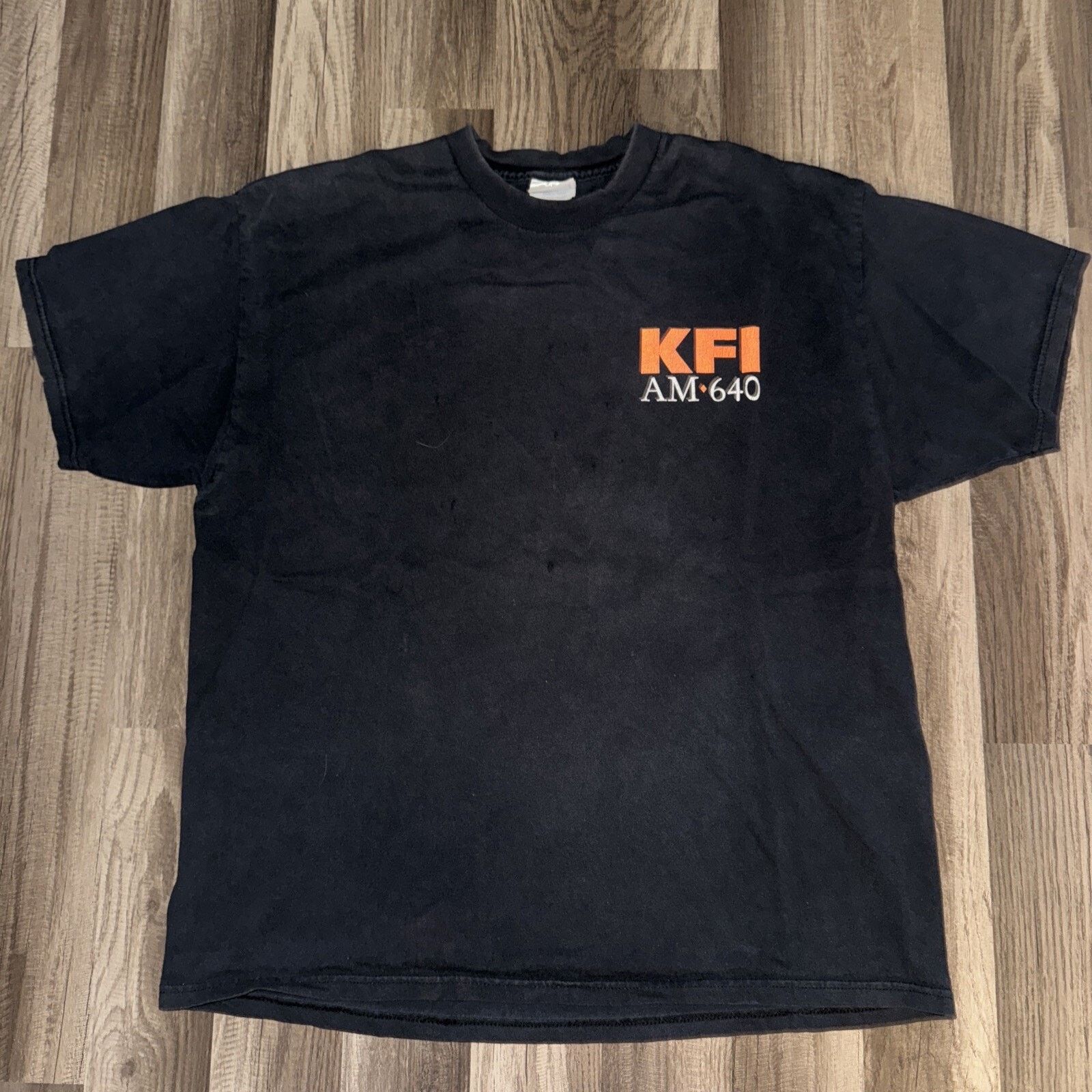 Band Tees × Hanes × Vintage Vintage Radio Band Tee 22x28 Black XL 90s Y2K Size US XL / EU 56 / 4 - 1 Thumbnail