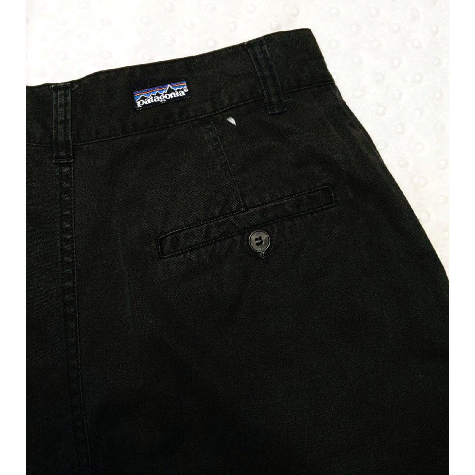 Patagonia Patagonia Shorts Womens 90s Black Pleated Cotton High Rise Twill Zip Closure Size 12 Vintage Mens? Size 34" / US 12 / IT 48 - 6 Thumbnail