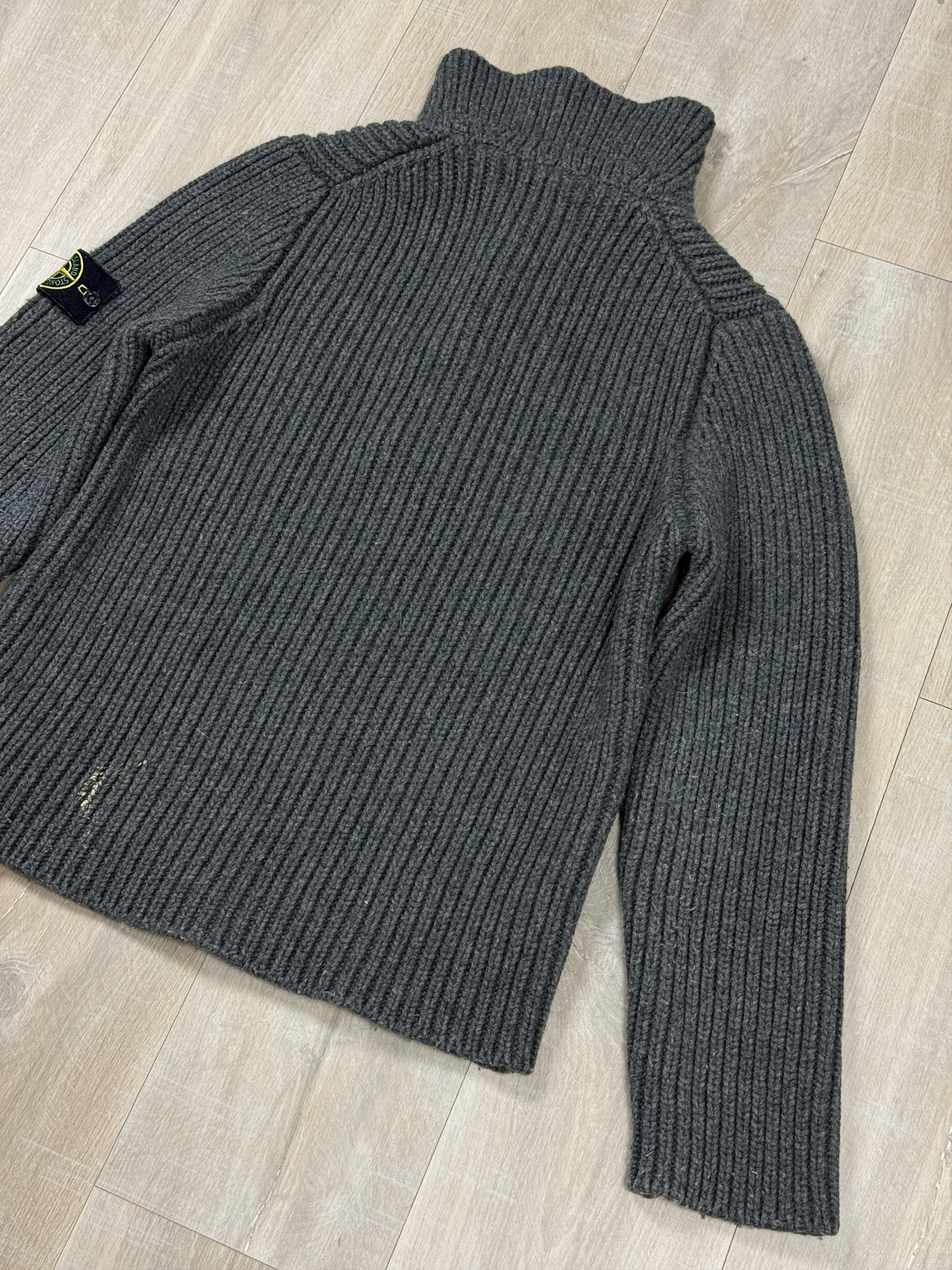 Stone Island Vintage Stone Island 2007 AW Wool Sweater Gray Size L Size US L / EU 52-54 / 3 - 10 Thumbnail