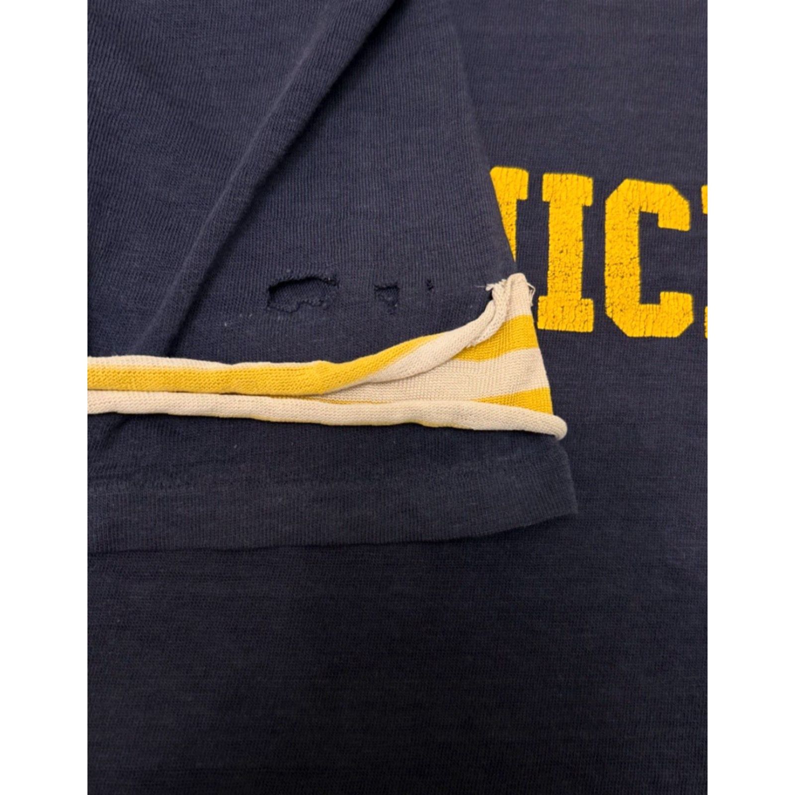 Vintage VINTAGE Michigan Wolverines VTG Distressed Shirt Mens L Blue 80s 90s University College Sports Wolverine Shirt Mens L Size US L / EU 52-54 / 3 - 3 Thumbnail