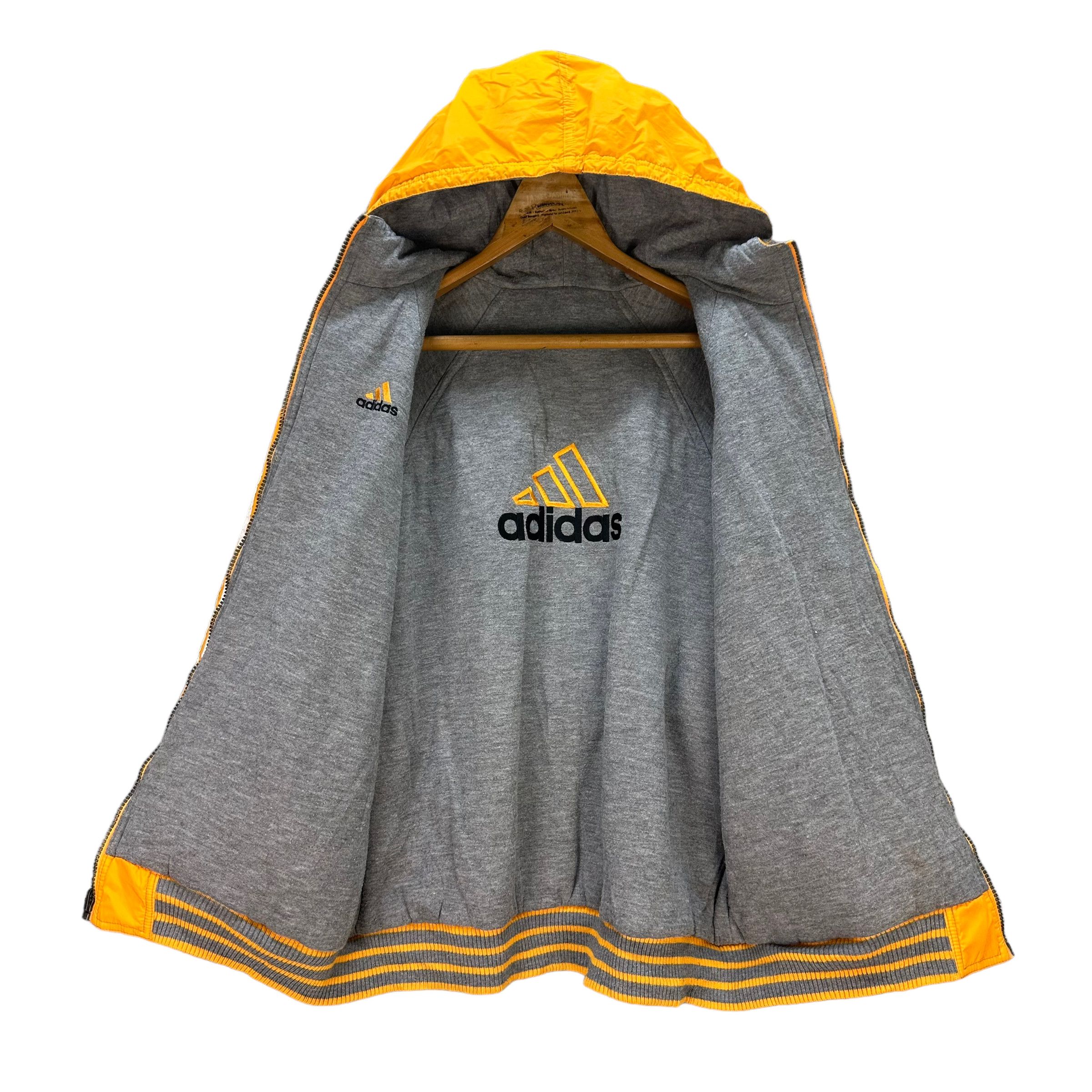 Adidas ADIDAS EMBROIDERY BIG LOGO REVERSIBLE HOODIE JACKET 8607-017 Size US XL / EU 56 / 4 - 7 Thumbnail
