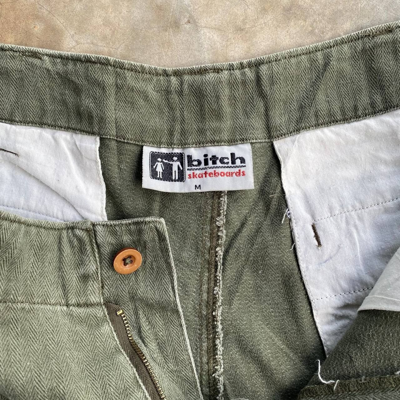 Shorty's Skateboards × Vintage VINTAGE BITCH SHORTPANT GREEN MILITARY W32 Size US 32 / EU 48 - 8 Thumbnail