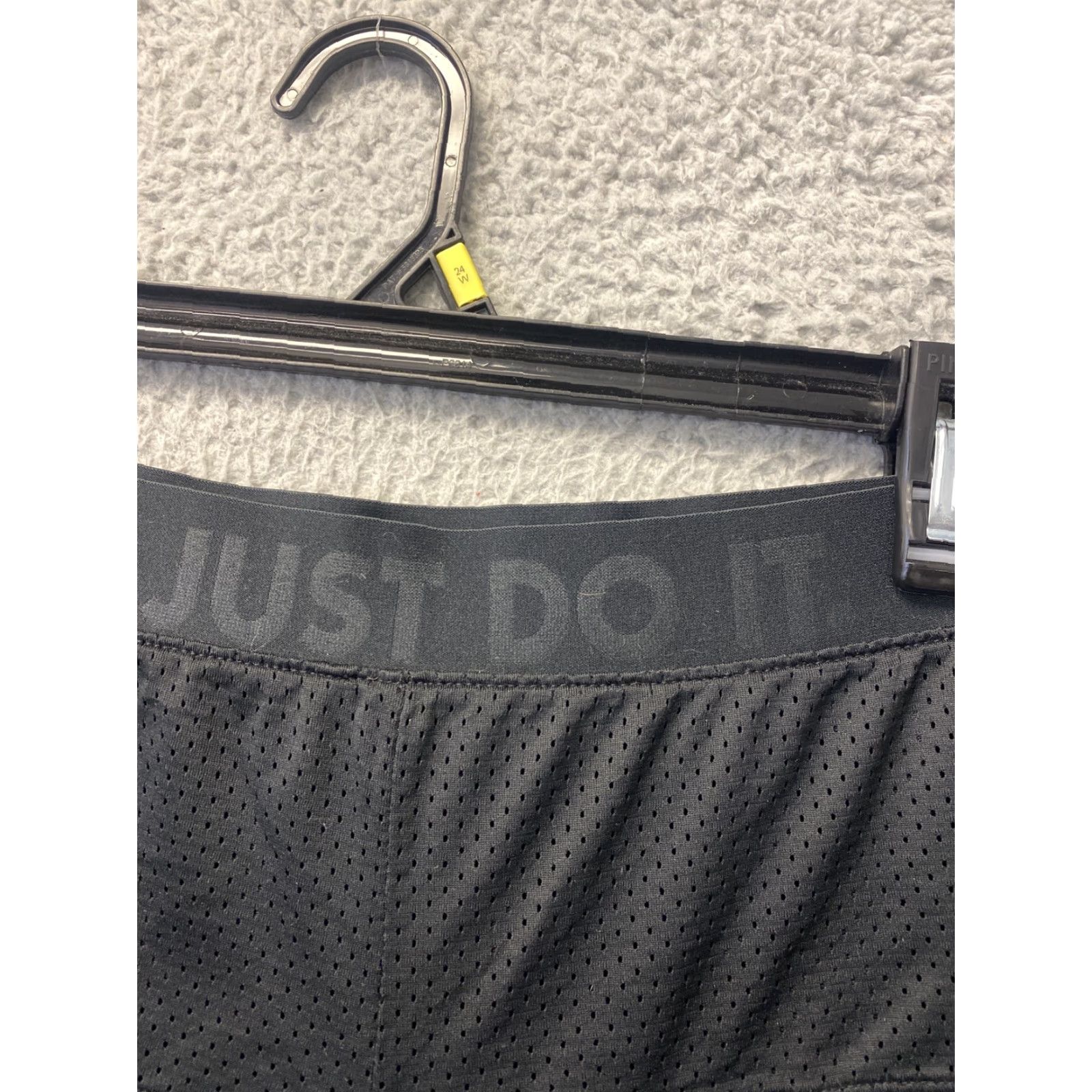 Nike Nike Women Black Athletic Shorts 3X sports / 57-41 Size 40" / US 18 - 3 Thumbnail