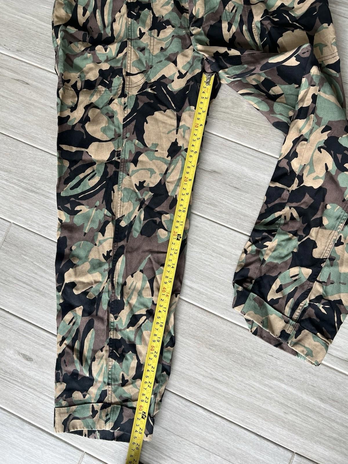 Chicos Chicos Casual Straight Leg Cargo Pants Cropped Camo 14 Size 36" / US 14 / IT 50 - 5 Thumbnail