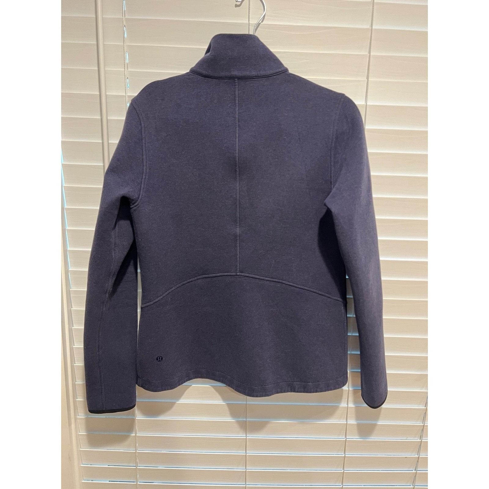 Lululemon Lululemon Define Jacket Women's Size 8 Blue Full Zip Athleti Size M / US 6-8 / IT 42-44 - 5 Thumbnail