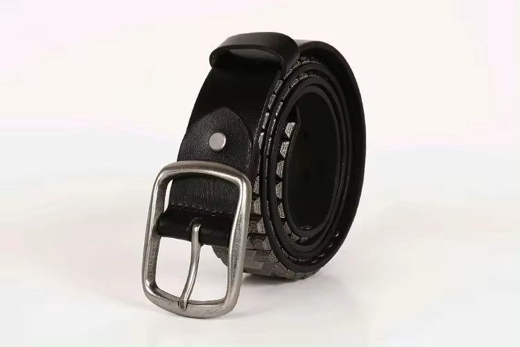 Leather × Vintage Men leather studded pin buckle belt Size ONE SIZE - 2 Thumbnail