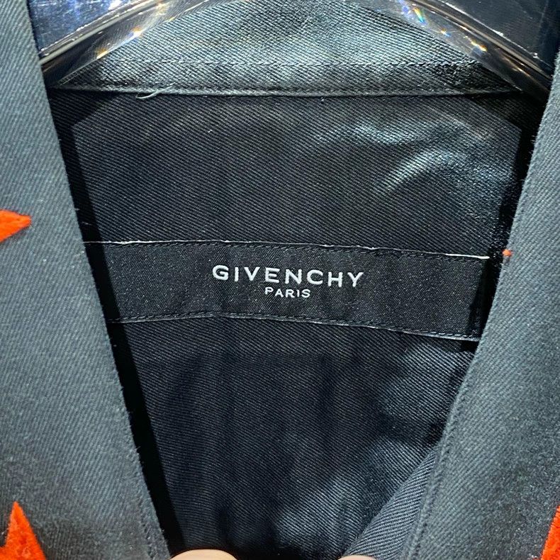 Givenchy Givenchy Size41 Black Embroidered Star Shirt / Size 41 / JM Size US M / EU 48-50 / 2 - 3 Thumbnail