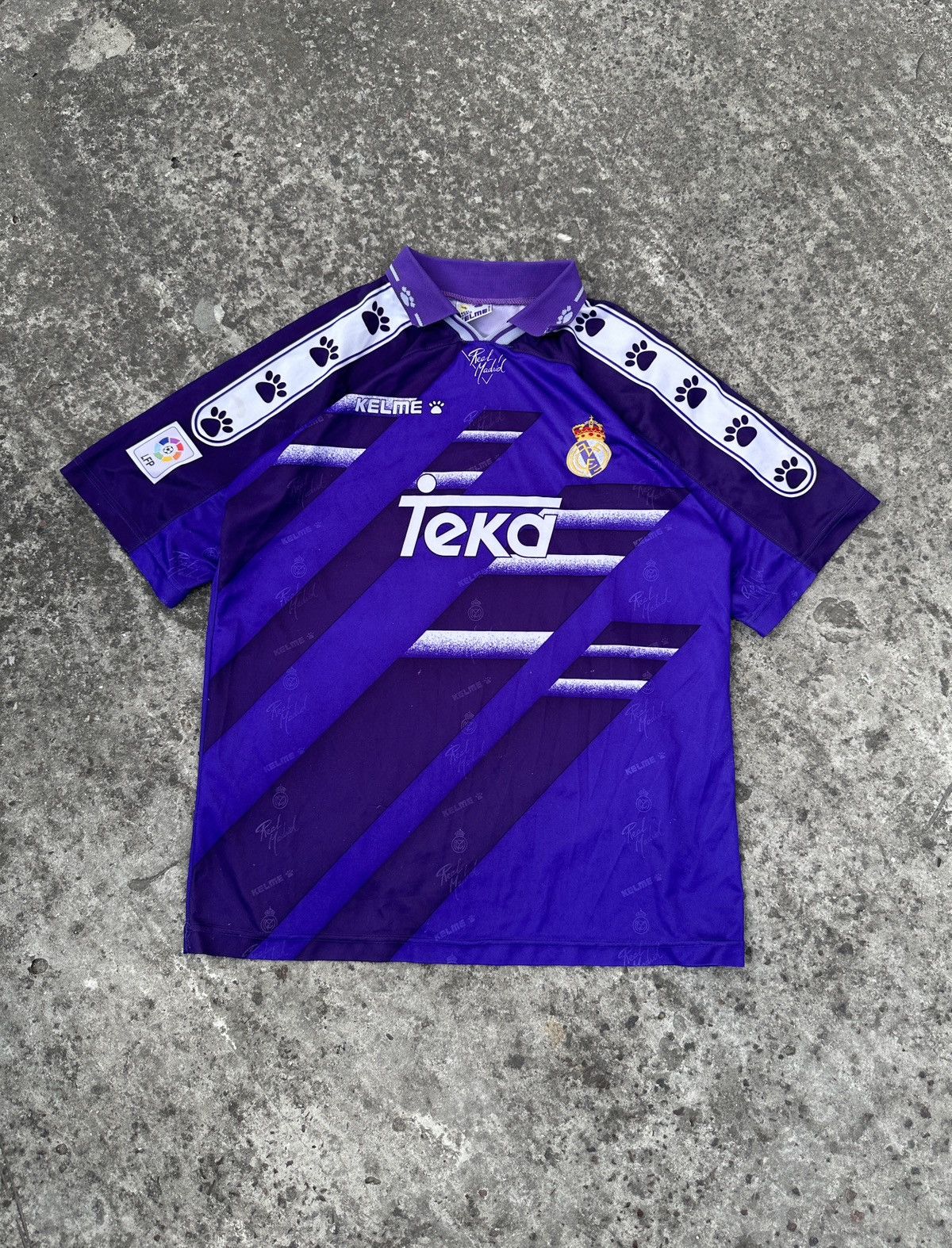 Vintage Vintage Kelme Real Madrid Soccer Suits Jersey Rare Lampas XL Size US XL / EU 56 / 4 - 3 Thumbnail