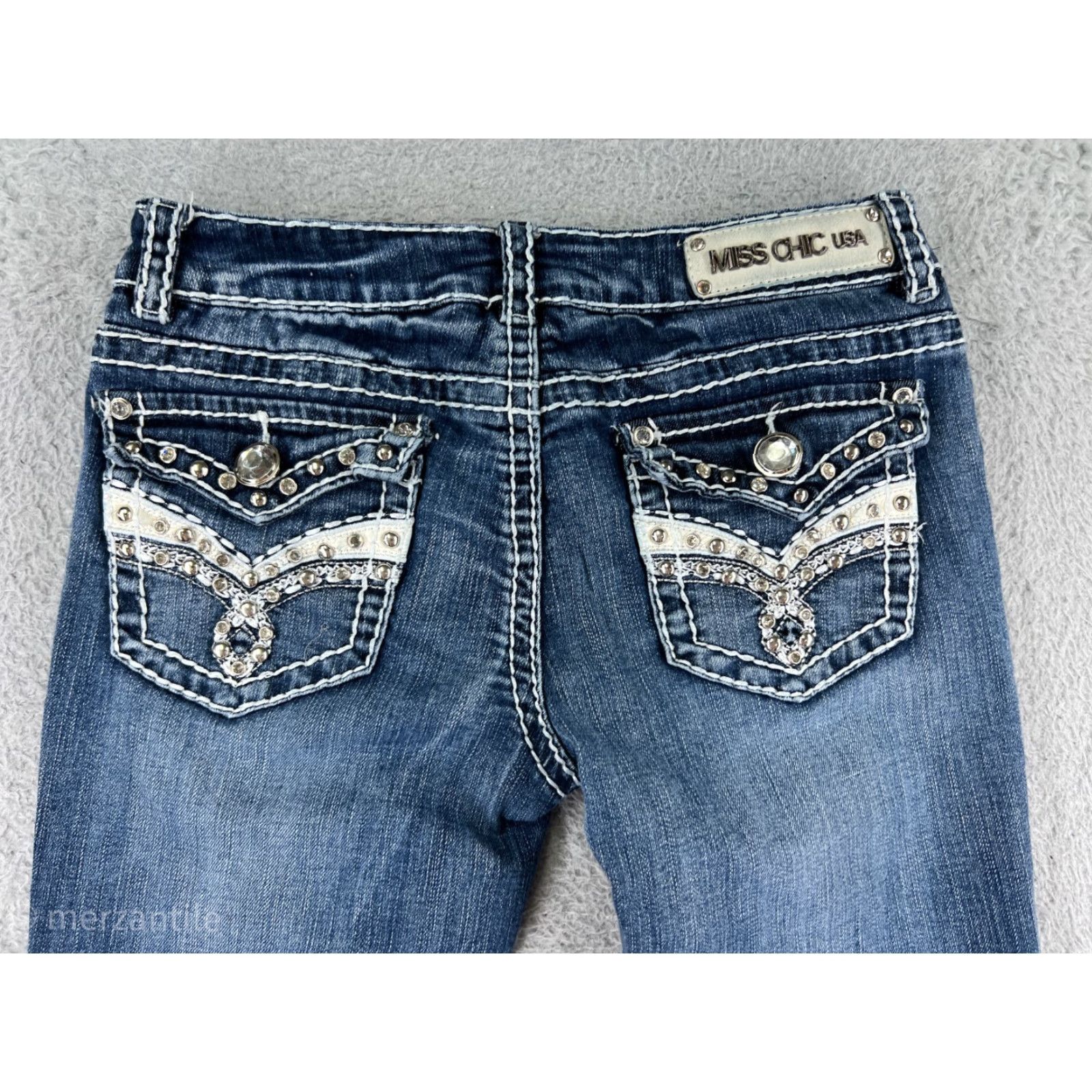 Vintage VINTAGE Miss Chic Jeans Capri Women Blue Denim Cotton Blend 9 Slim Fit 5-Pocket Embellished Rhinestone Bling Size 30" / US 8 / IT 44 - 2 Thumbnail