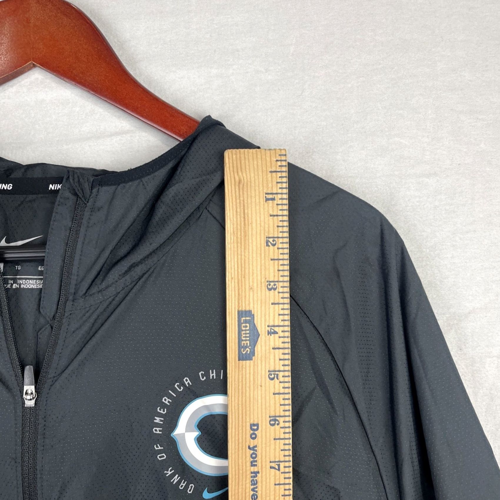 Nike Nike Windrunner Jacket Mens XL Black Chicago Marathon 2019 Hooded Zip Up Windrunner CK0769 Size US XL / EU 56 / 4 - 5 Thumbnail