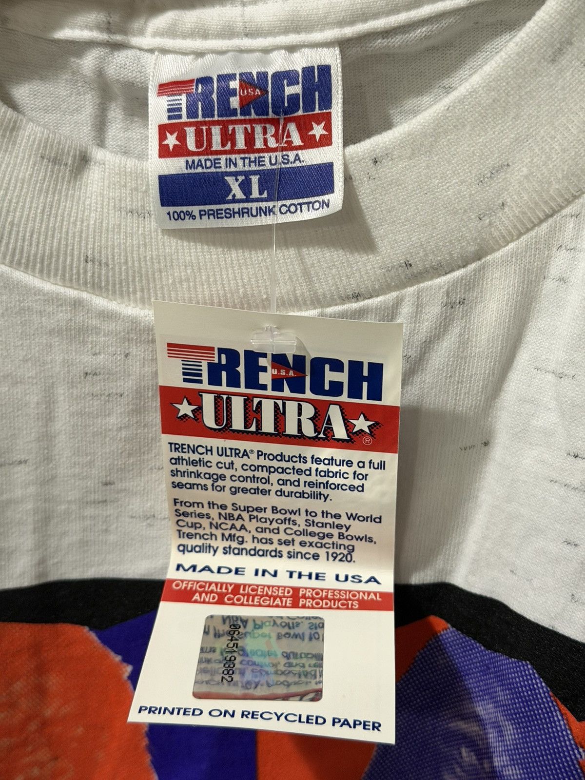 Trench USA Vintage Phoenix Suns Gorilla Art Bank Promo Shirt Large Size US L / EU 52-54 / 3 - 3 Thumbnail