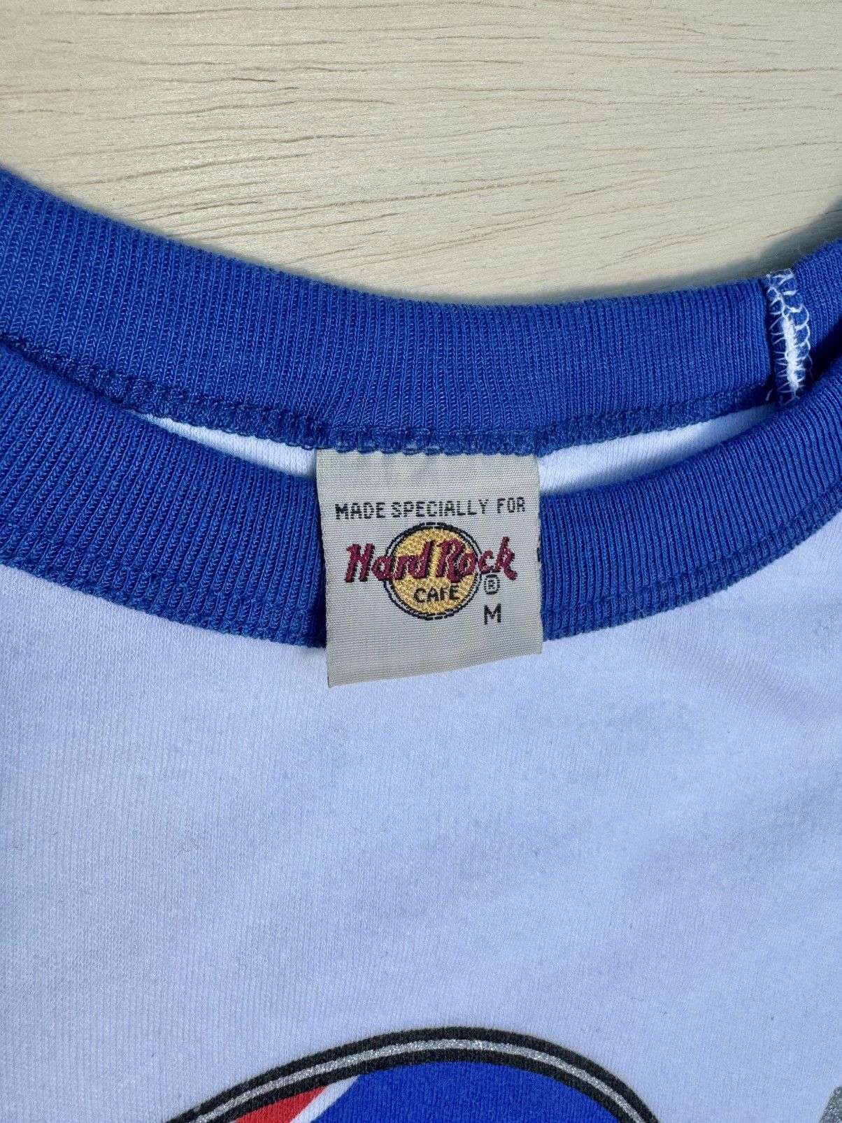 Band Tees × Hard Rock Cafe × Vintage Vintage Hard Rock Cafe Sydney Australia 80’s Retro T-Shirt Size US M / EU 48-50 / 2 - 7 Thumbnail