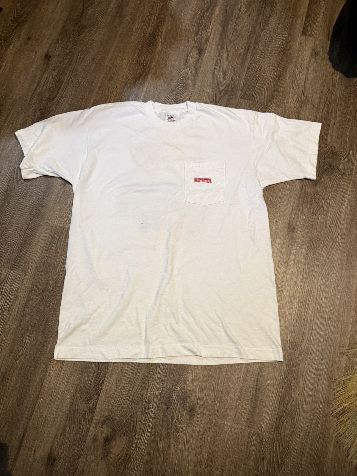 Marlboro VINTAGE 90s RARE GRAPHIC MARLBORO POCKET TEE Size US XL / EU 56 / 4 - 6 Thumbnail