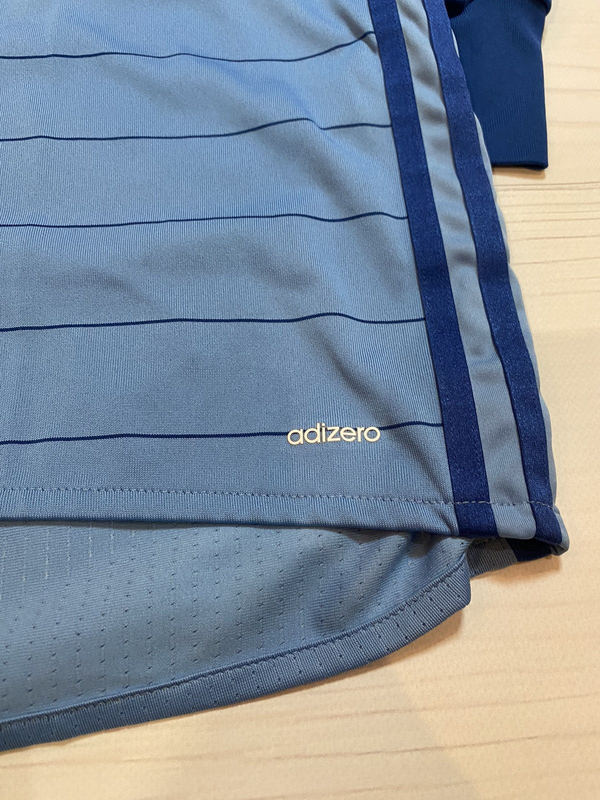 Adidas Spain 2016 home goalkeeper football long sleeve y2k t shirt Size US L / EU 52-54 / 3 - 11 Thumbnail