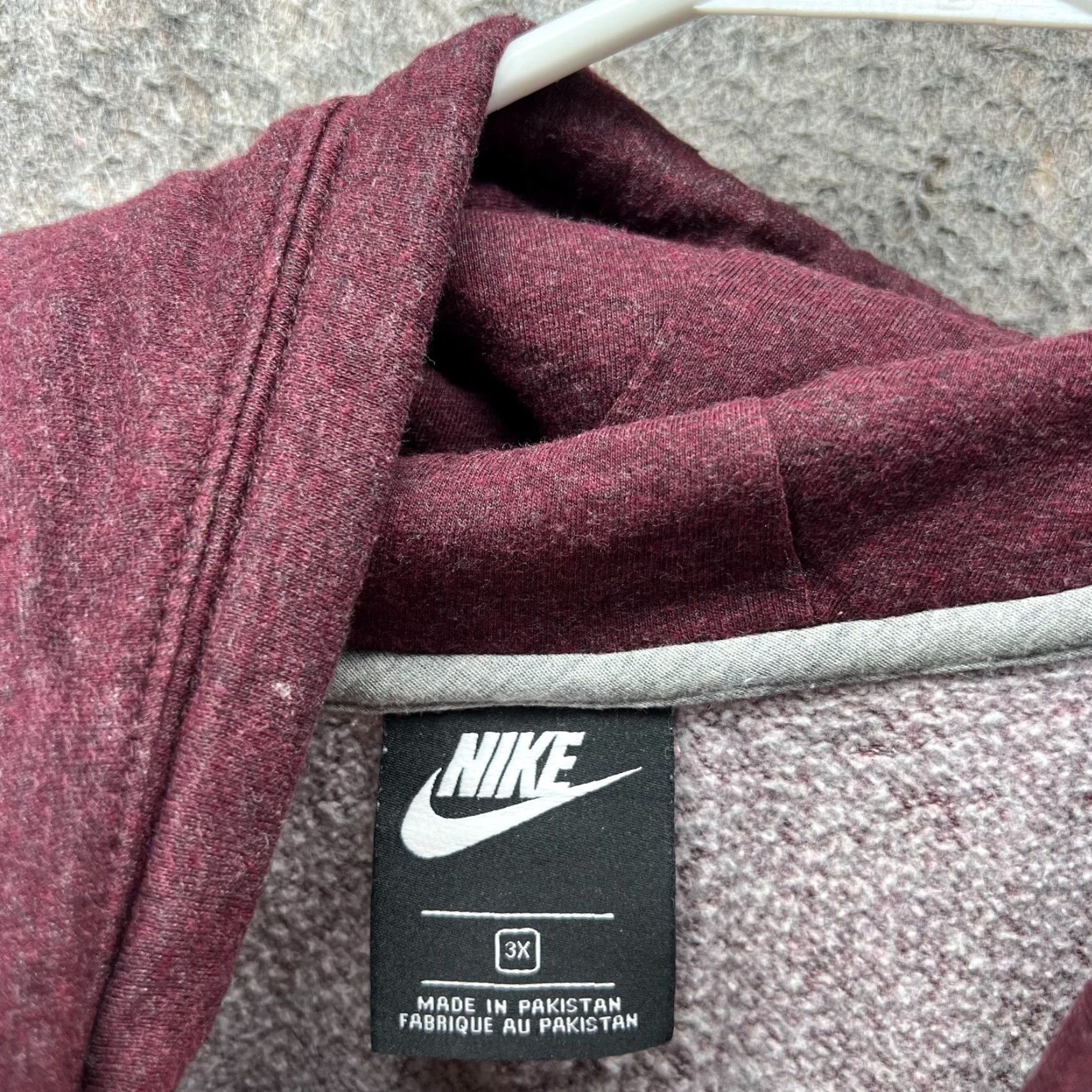 Nike VINTAGE Nike Sweater Men 3X Hooded Pullover Solid Red Casual Swoosh Logo Pull Over Pullover Hoodie Size US XXL / EU 58 / 5 - 2 Thumbnail