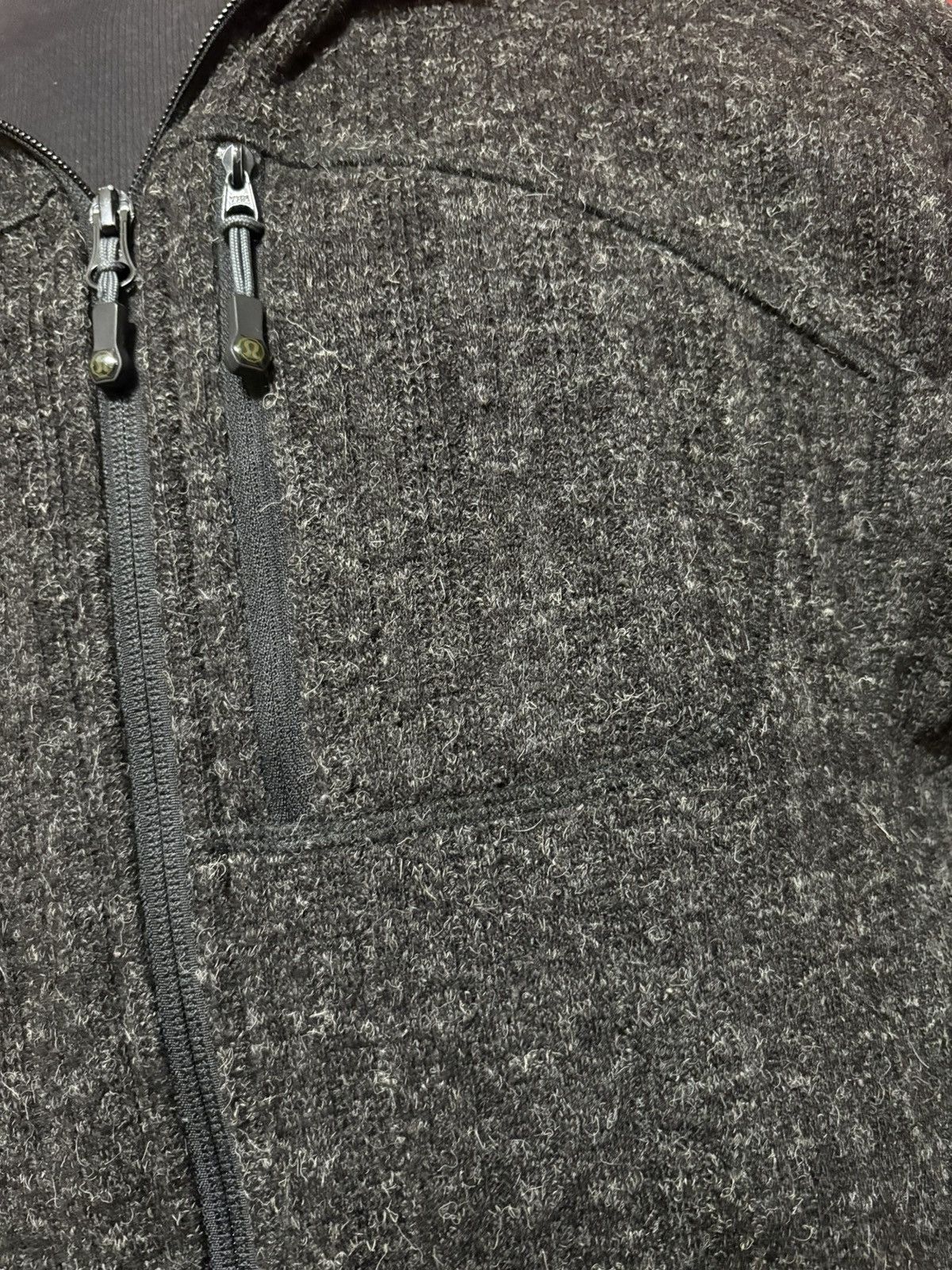 Lululemon Vintage Lululemon Fleece Jacket Zip Up Ribbed Outer Wear Size US XL / EU 56 / 4 - 3 Thumbnail