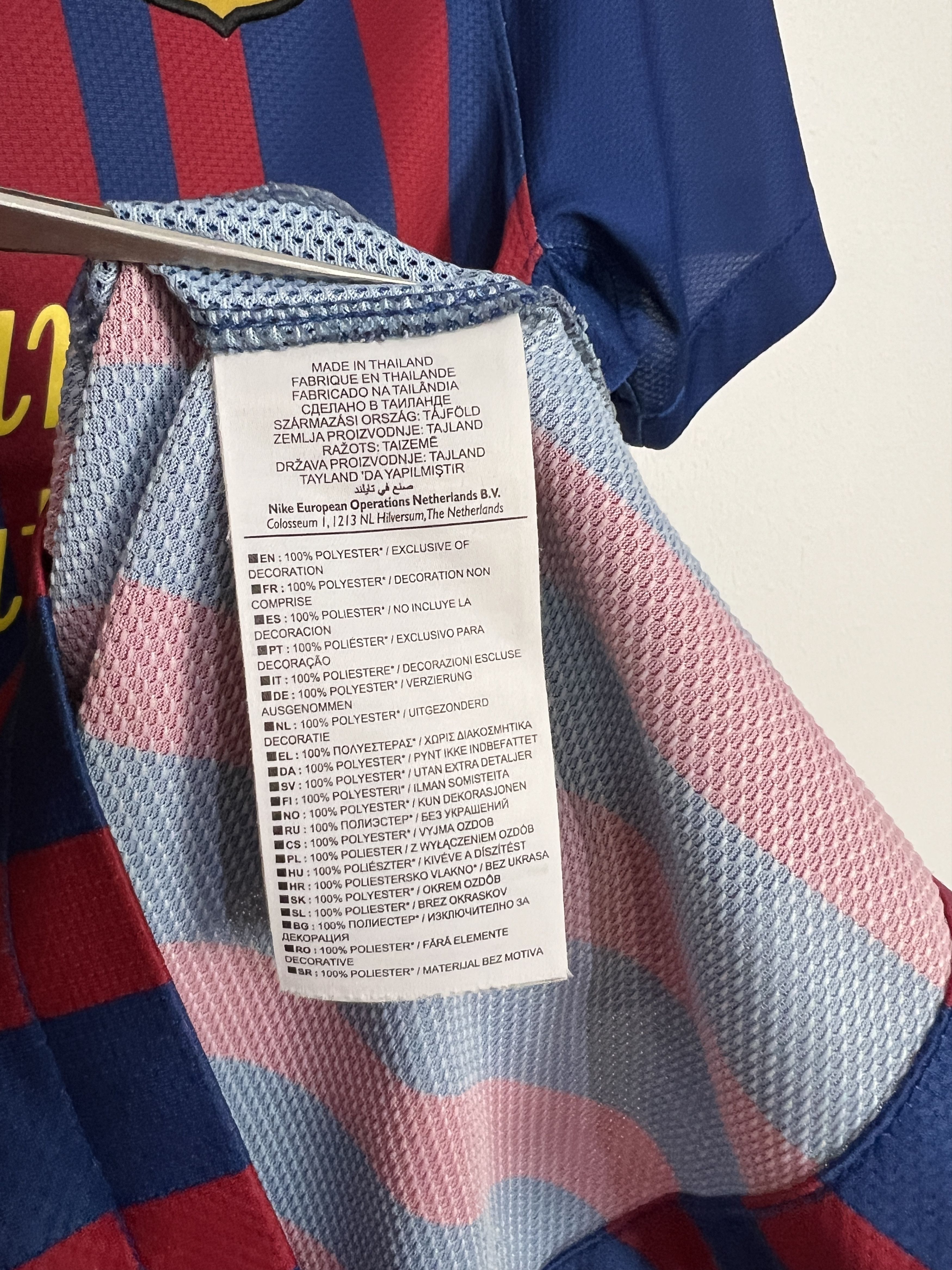 Nike Barcelona football shirt Soccer Messi Jersey Trikot Camiseta Size US S / EU 44-46 / 1 - 10 Thumbnail