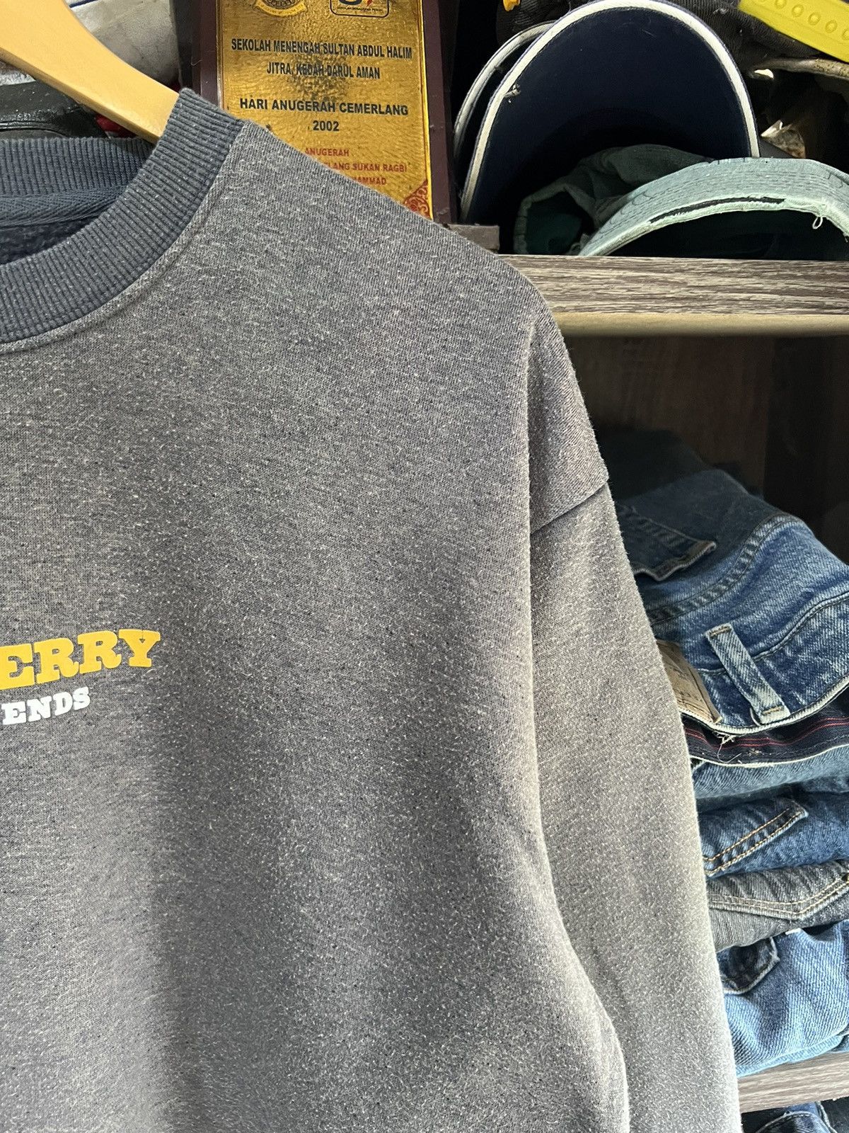 Cartoon Network 🔥Sun Faded Tom & Jerry Sweatshirts Size US L / EU 52-54 / 3 - 5 Thumbnail
