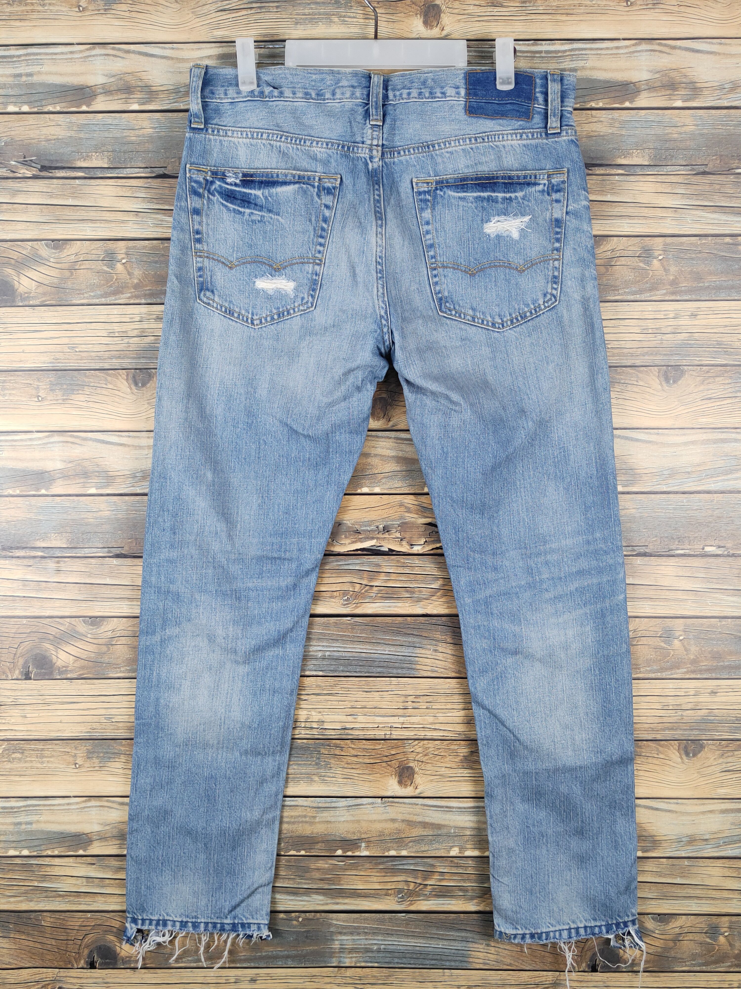 American Eagle Outfitters American Eagle Outfitters Distressed Ripped Jeans #W1411 Size US 32 / EU 48 - 8 Thumbnail