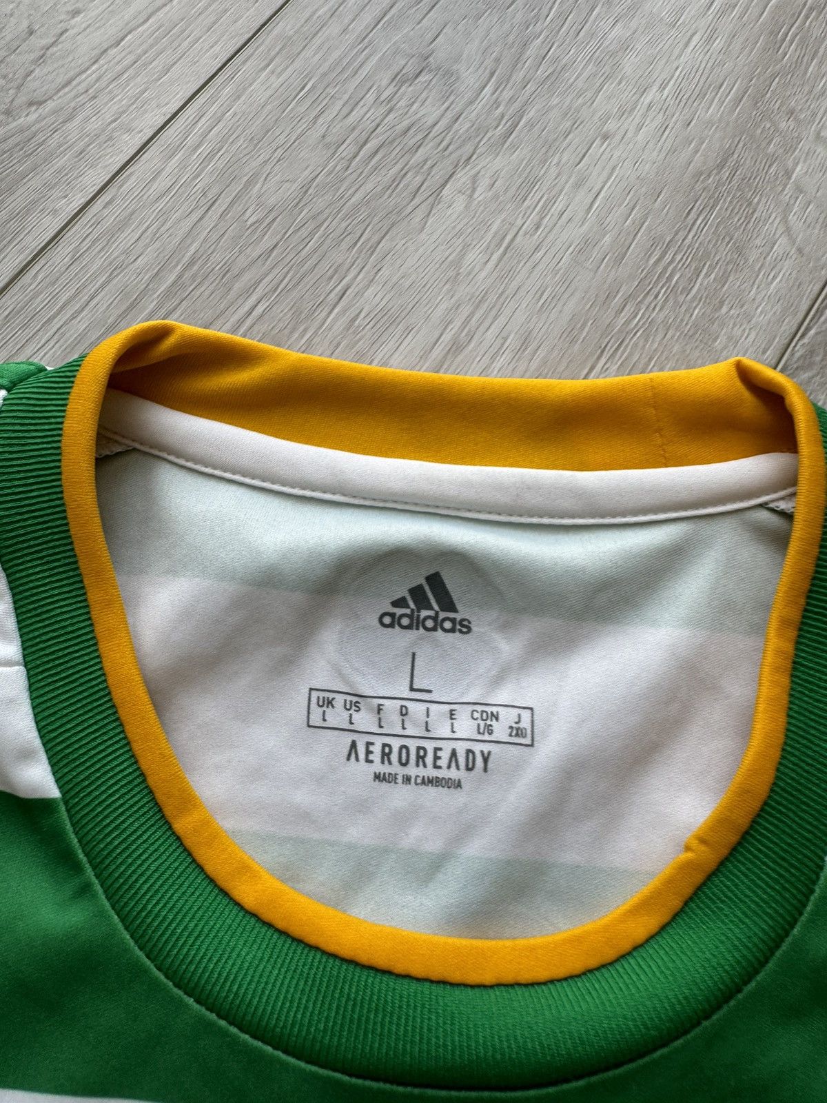 Adidas Callum Celtic Adidas 2020/2021 Y2k Blokecore Football Shirt Size US L / EU 52-54 / 3 - 7 Thumbnail