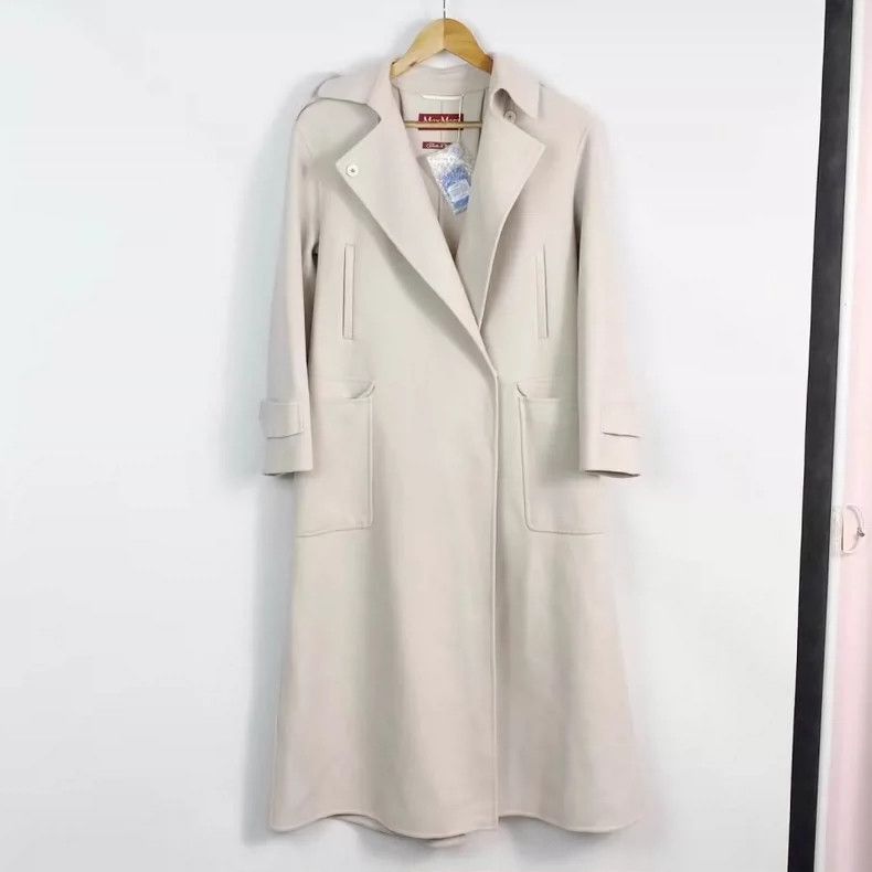 Max Mara Max Mara Off-white cashmere coat Size M / US 6-8 / IT 42-44 - 1 Thumbnail