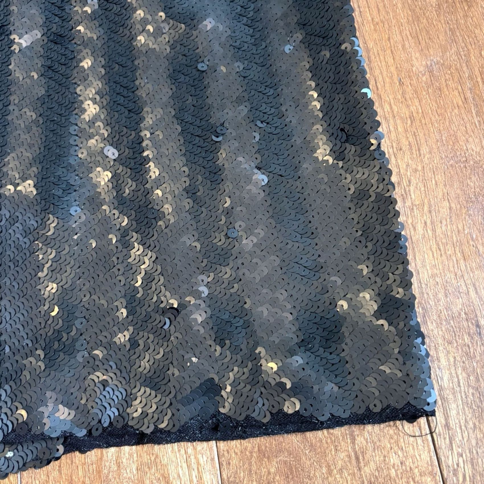 J.Crew VINTAGE? No. NWT Women J.Crew Pencil Skirt Sequins Black Silver sz 6 Size 28" / US 6 / IT 42 - 6 Thumbnail