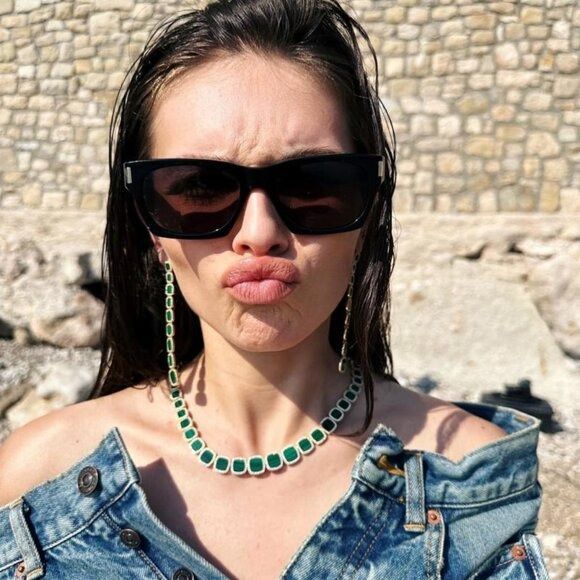 Saint Laurent Paris Saint Laurent SL402 010 Sunglasses Black Square Frame Size ONE SIZE - 2 Thumbnail