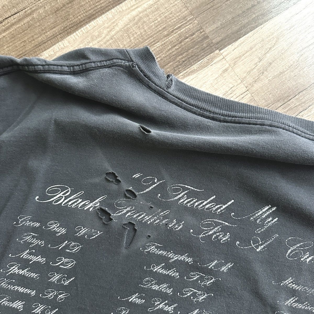 Vintage Vintage The Black Crowes Tshirt Size US XL / EU 56 / 4 - 6 Thumbnail