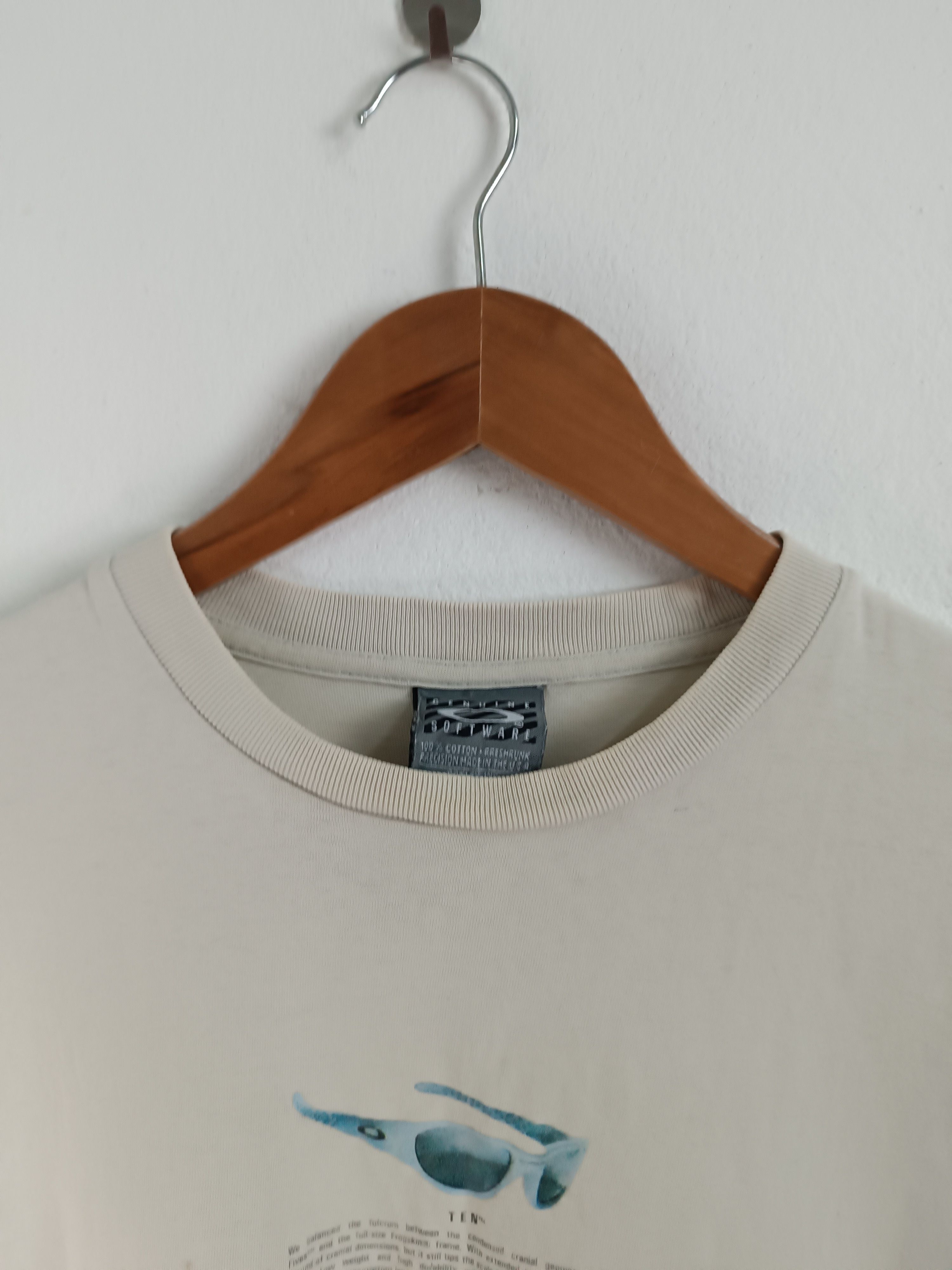 Oakley VERY RARE VINTAGE 90'S OAKLEY RACING JACKET EYEWEAR TEE Size US M / EU 48-50 / 2 - 9 Thumbnail