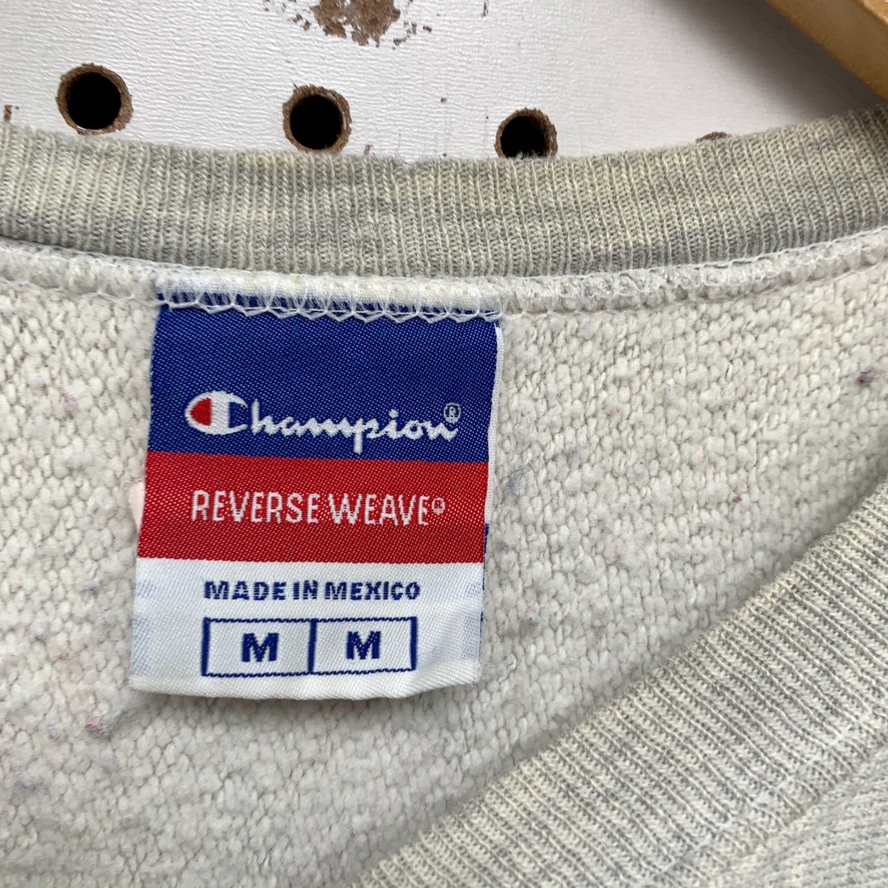 Champion VINTAGE Champion Reverse Weave Sweatshirt Mens Medium Gray Crewneck 22.5x24.5 Size US M / EU 48-50 / 2 - 7 Thumbnail