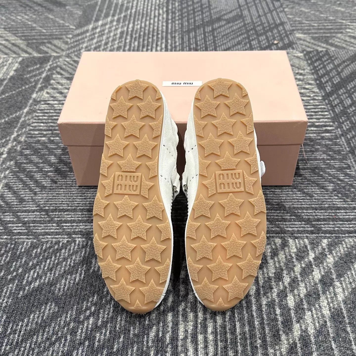 Miu Miu Miu Miu flat ballet Mary Jane shoes size 36.5 Size US 6 / IT 36 - 6 Thumbnail