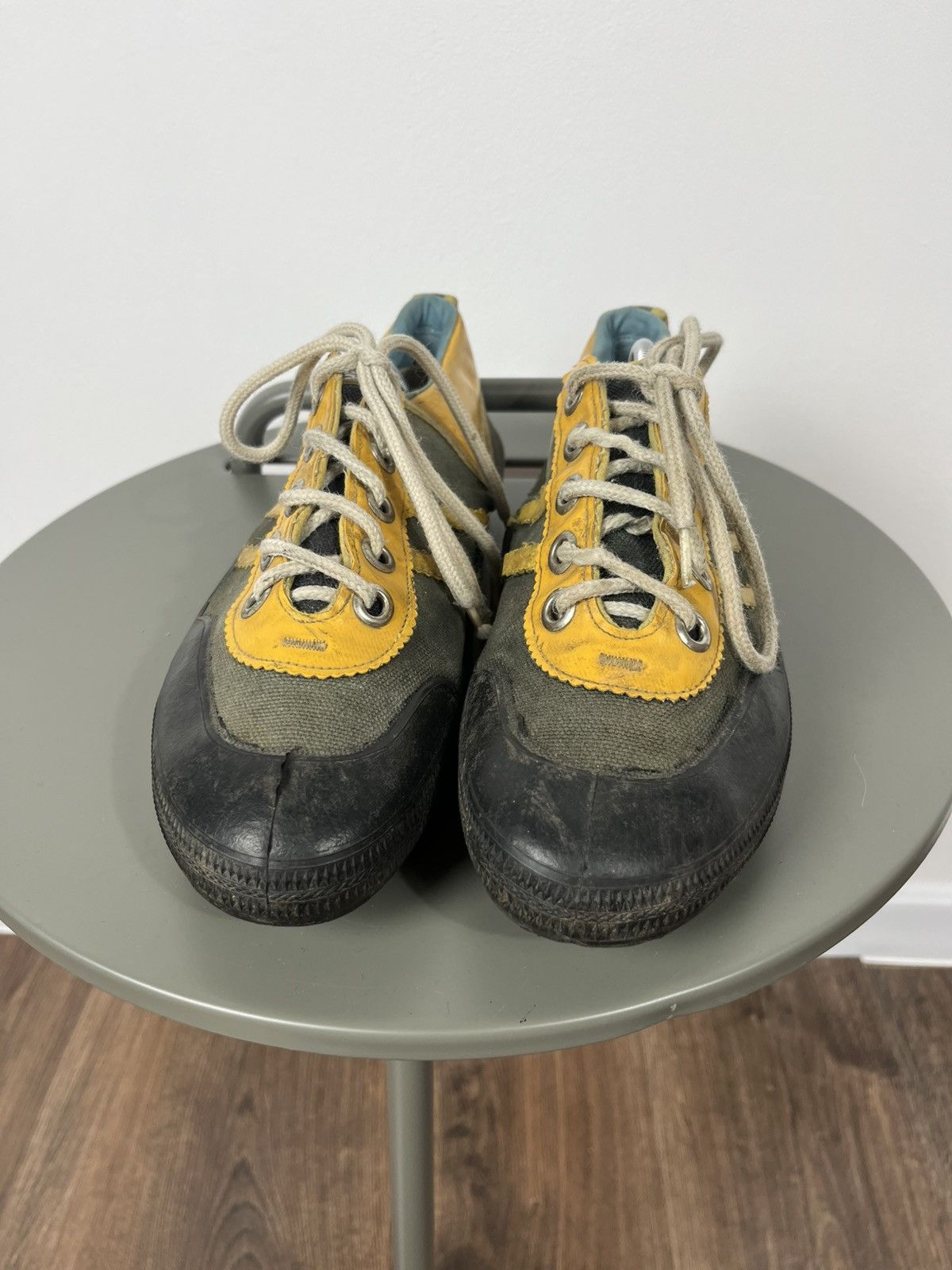 Other Vintage ZDA Partizanske Football Boots 42 Czechoslovakia Size US 9 / EU 42 - 7 Thumbnail