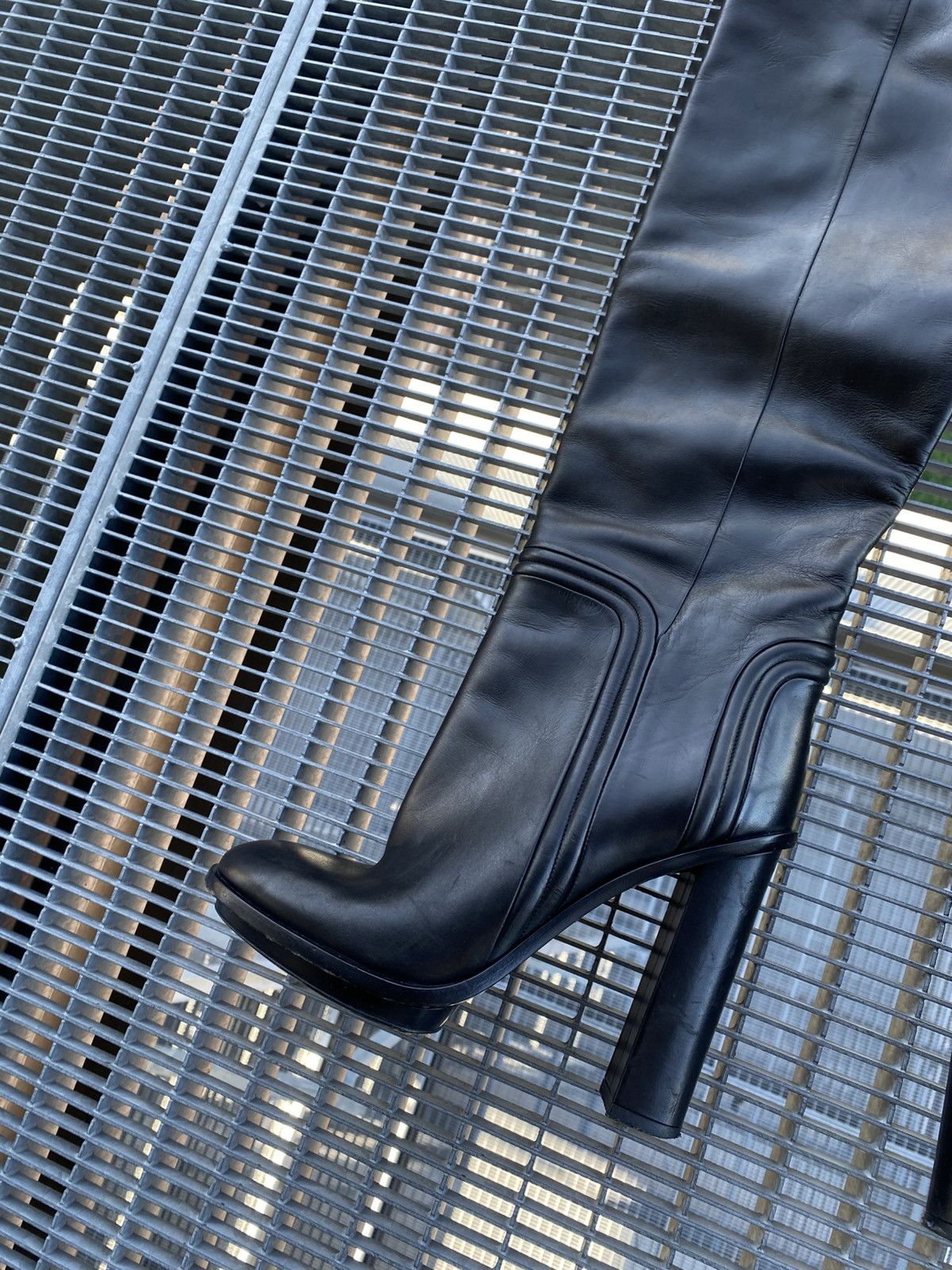 Gucci Gucci Calfskin Leather Boots Heels Knee High Size US 9 / IT 39 - 8 Thumbnail