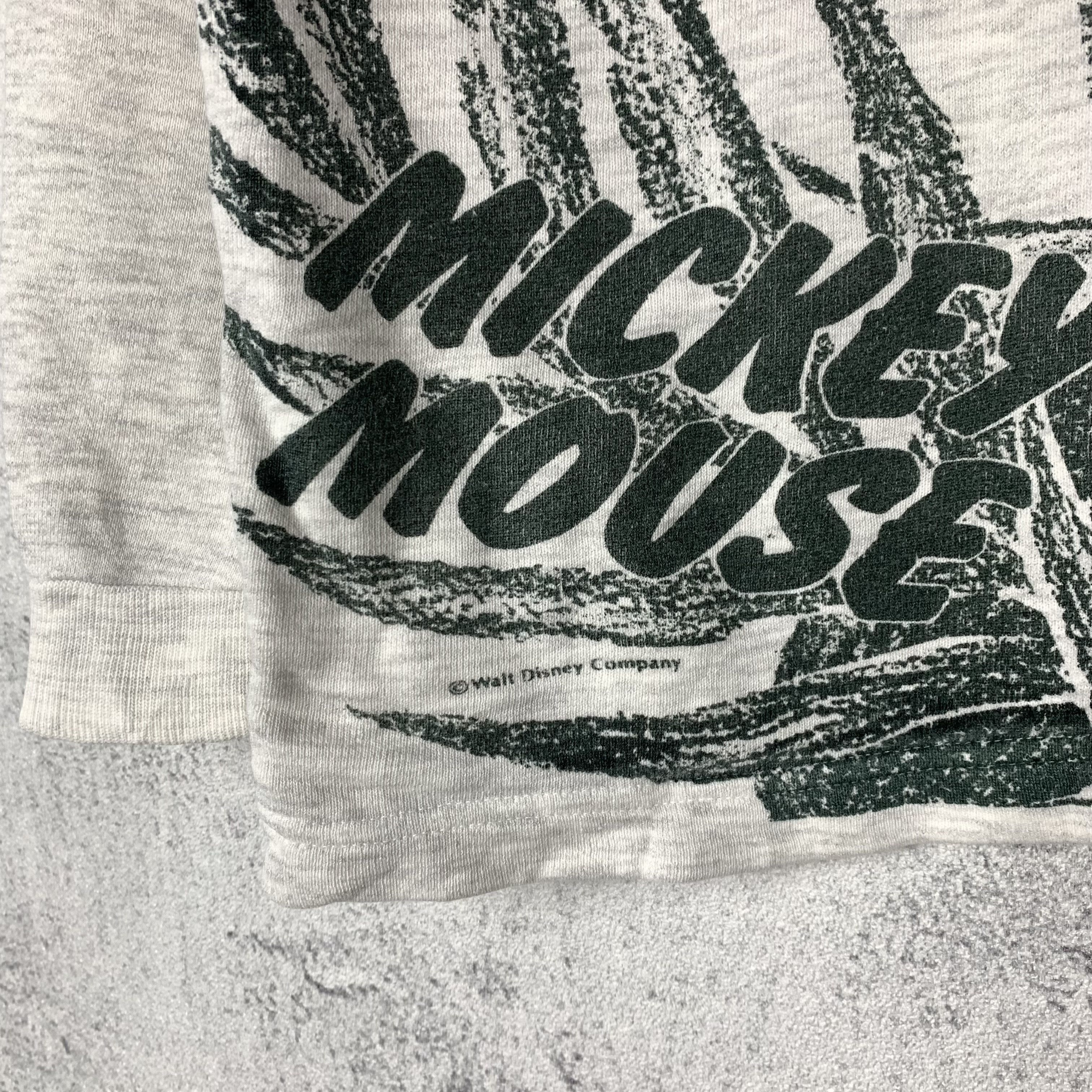 Mickey Mouse Vintage Mickey Mouse Disney Sweatshirt Size US L / EU 52-54 / 3 - 3 Thumbnail