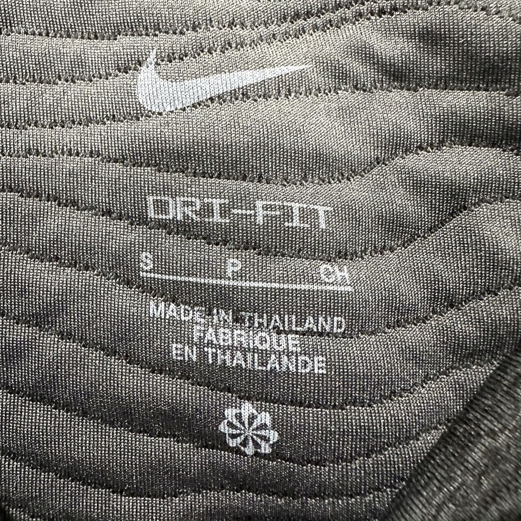 Nike Nike Tour Dri-Fit Golf Crew Sweatshirt Mens Small Black Sand Trap Rake Design Size US S / EU 44-46 / 1 - 4 Thumbnail