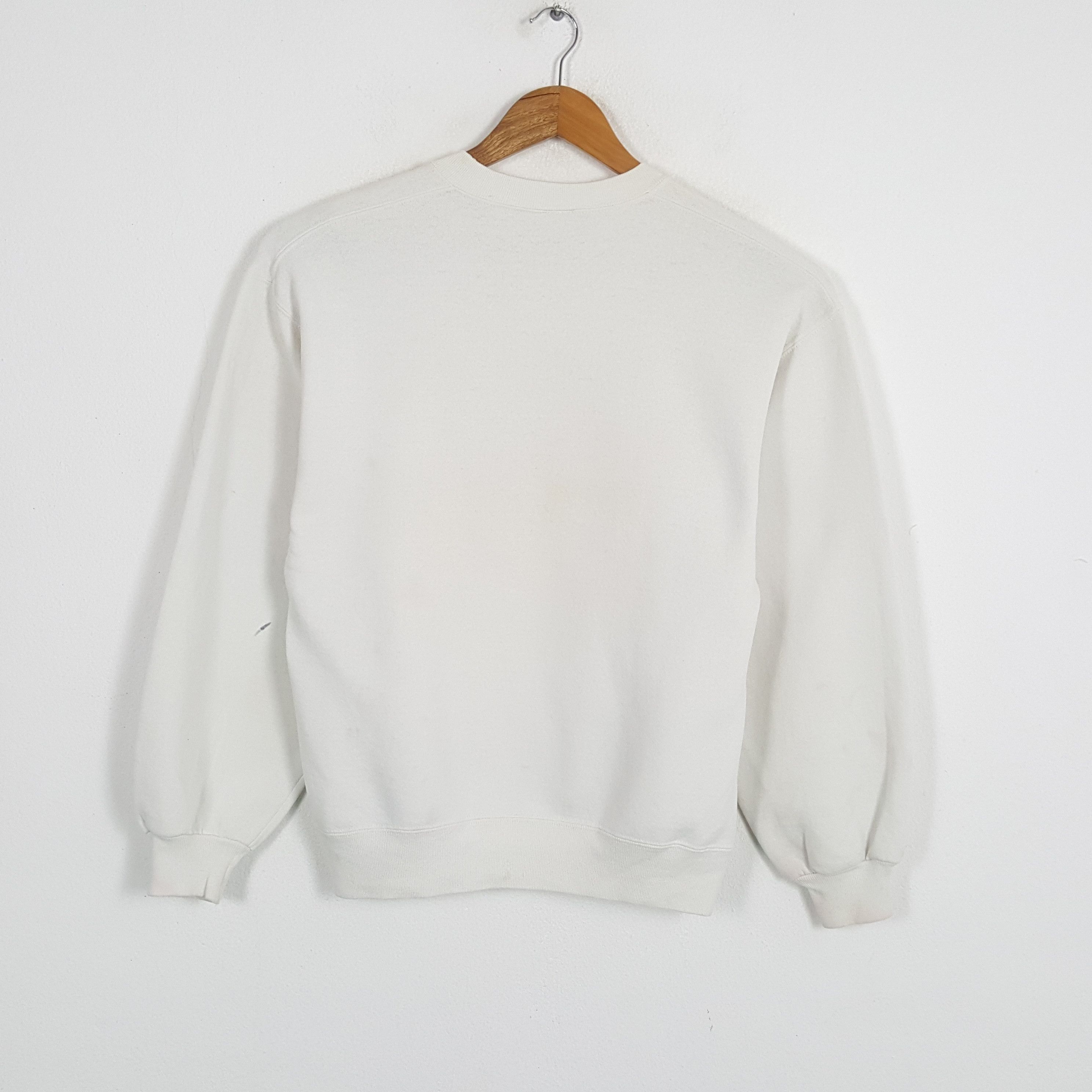 Carolina Herrera × Vintage Vintage 90's UNIVERSITY OF NORTH CAROLINA Promo Sweatshirt Size US L / EU 52-54 / 3 - 3 Thumbnail