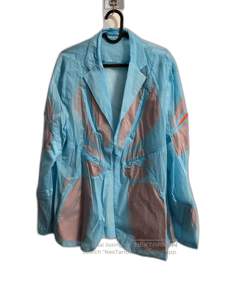 Lightweight Suit Jacket for Men.