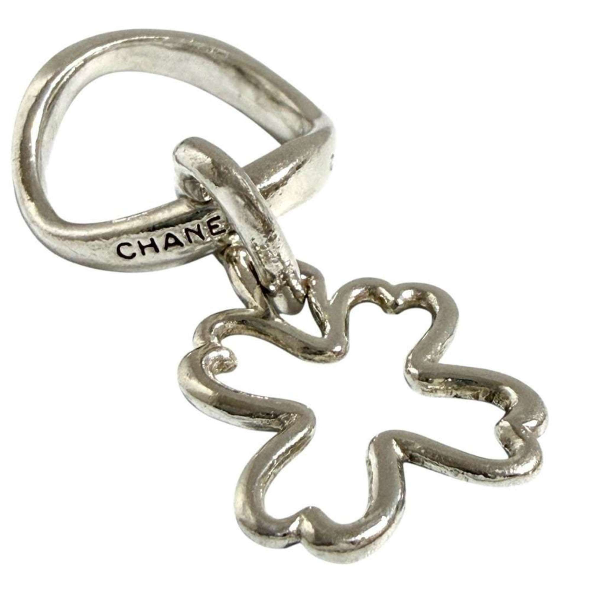 Chanel Chanel Women's Silver 925 Ring, Size 12, Clover Size ONE SIZE - 1 Thumbnail