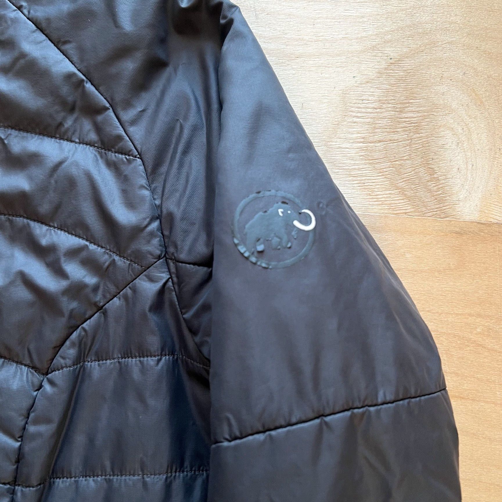 Mammut Mammut Kinnerly Jacket Women's M Black Full Zip Softshell Insulated Outerwear Size M / US 6-8 / IT 42-44 - 4 Thumbnail