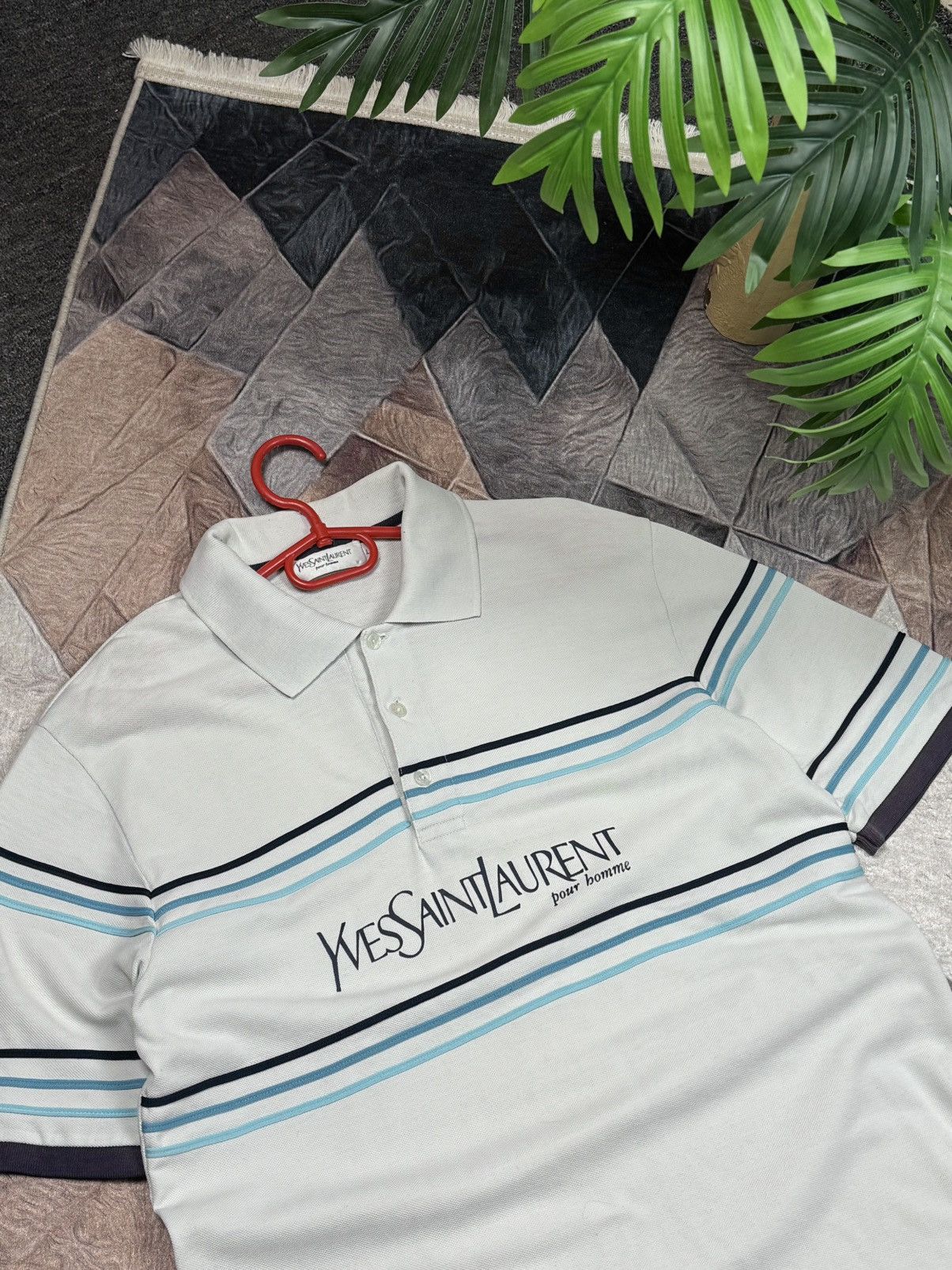 Yves Saint Laurent Ysl Yves Saint Laurent Polo Big logo Vintage Luxury T shirt Size US L / EU 52-54 / 3 - 2 Thumbnail