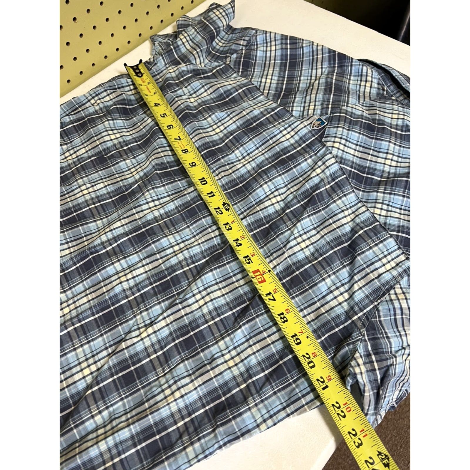 Vintage KUHL SUNCEL MEN'S PLAID BUTTON UP BLUE WHITE SHIRT MEDIUM Size M Casual Shirt Mens Size US M / EU 48-50 / 2 - 5 Thumbnail